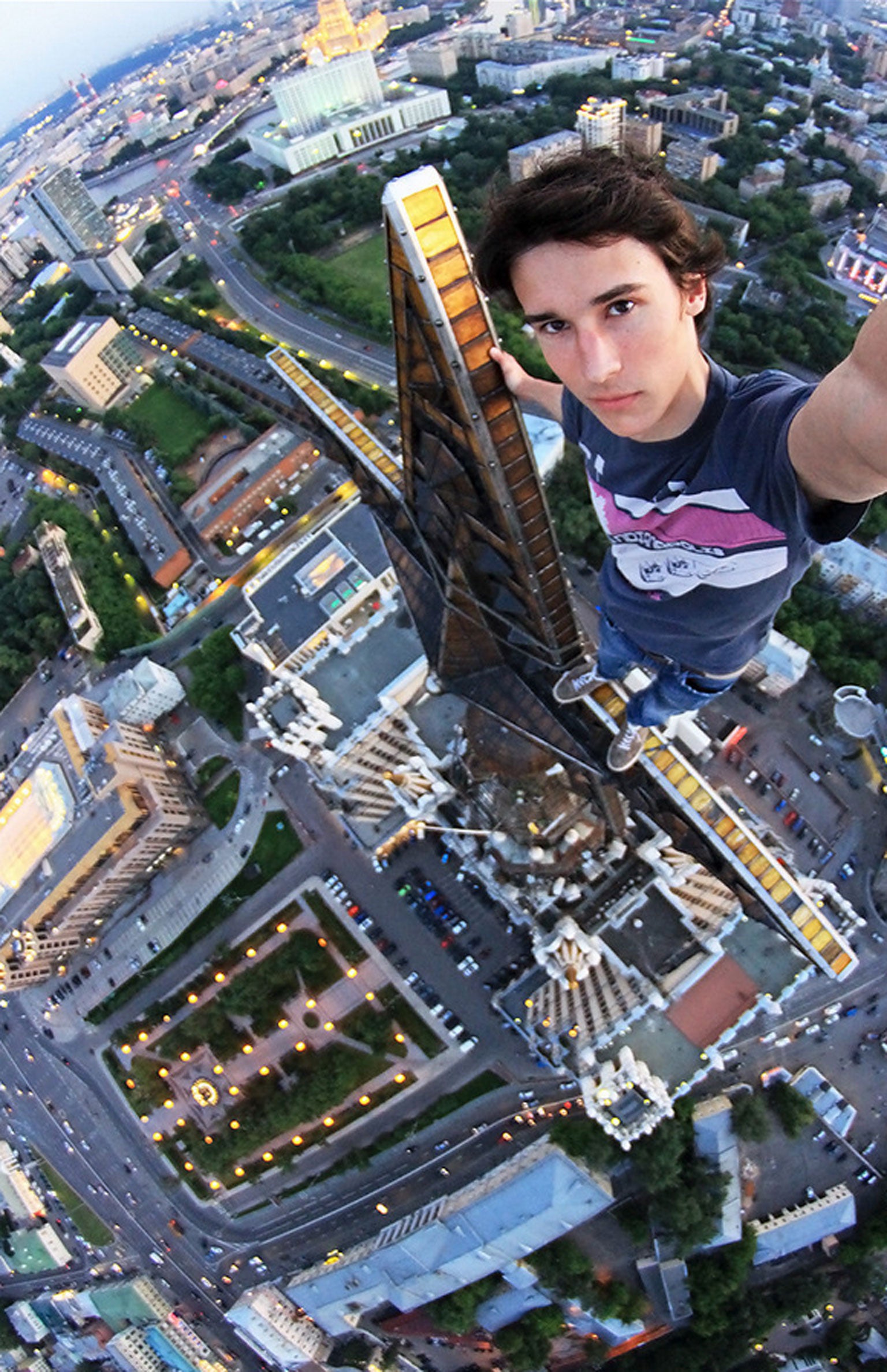 'Rooftopper' by Kirill Oreshkin