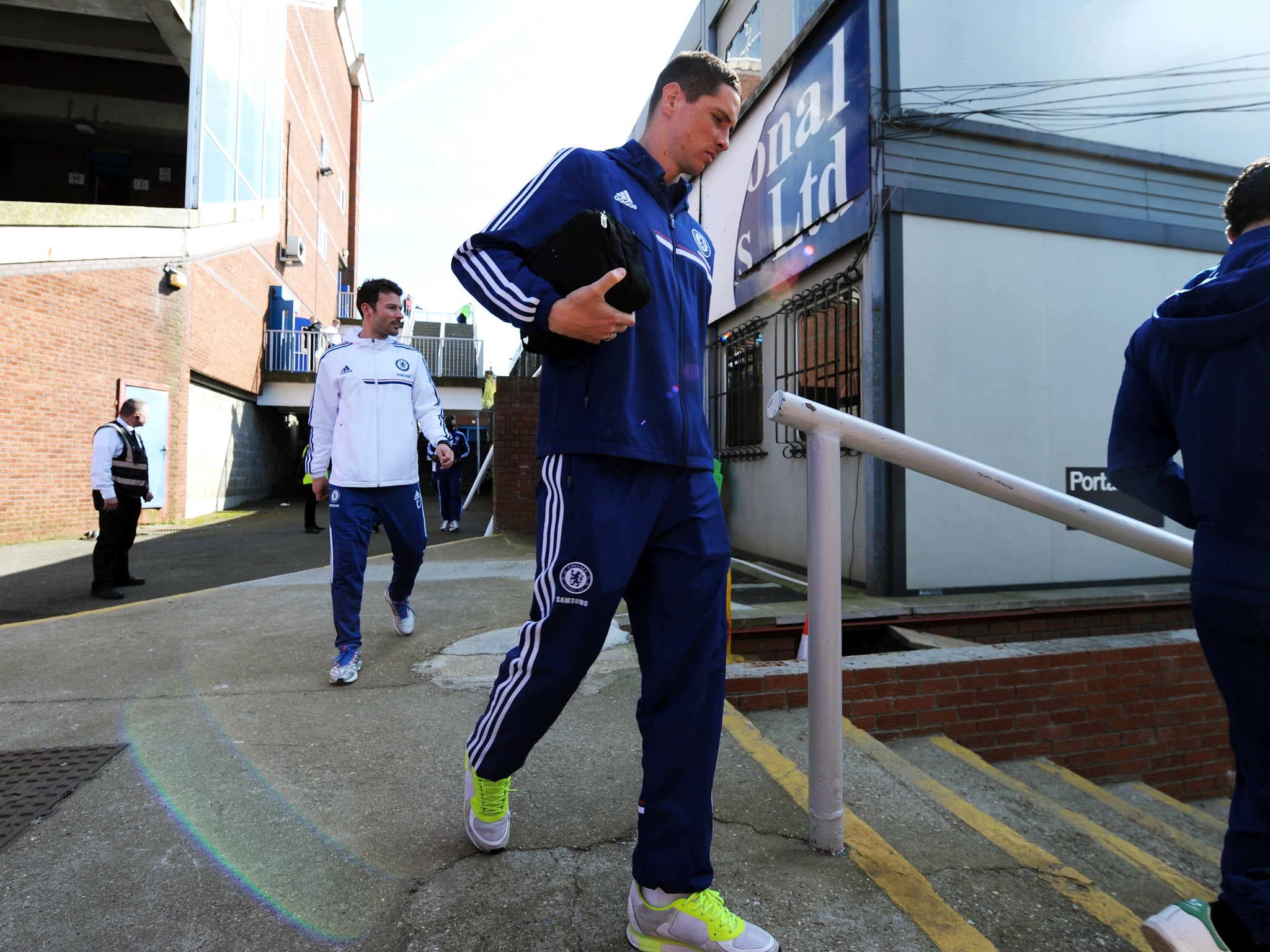 Fernando Torres starts for Chelsea against Crystal Palace