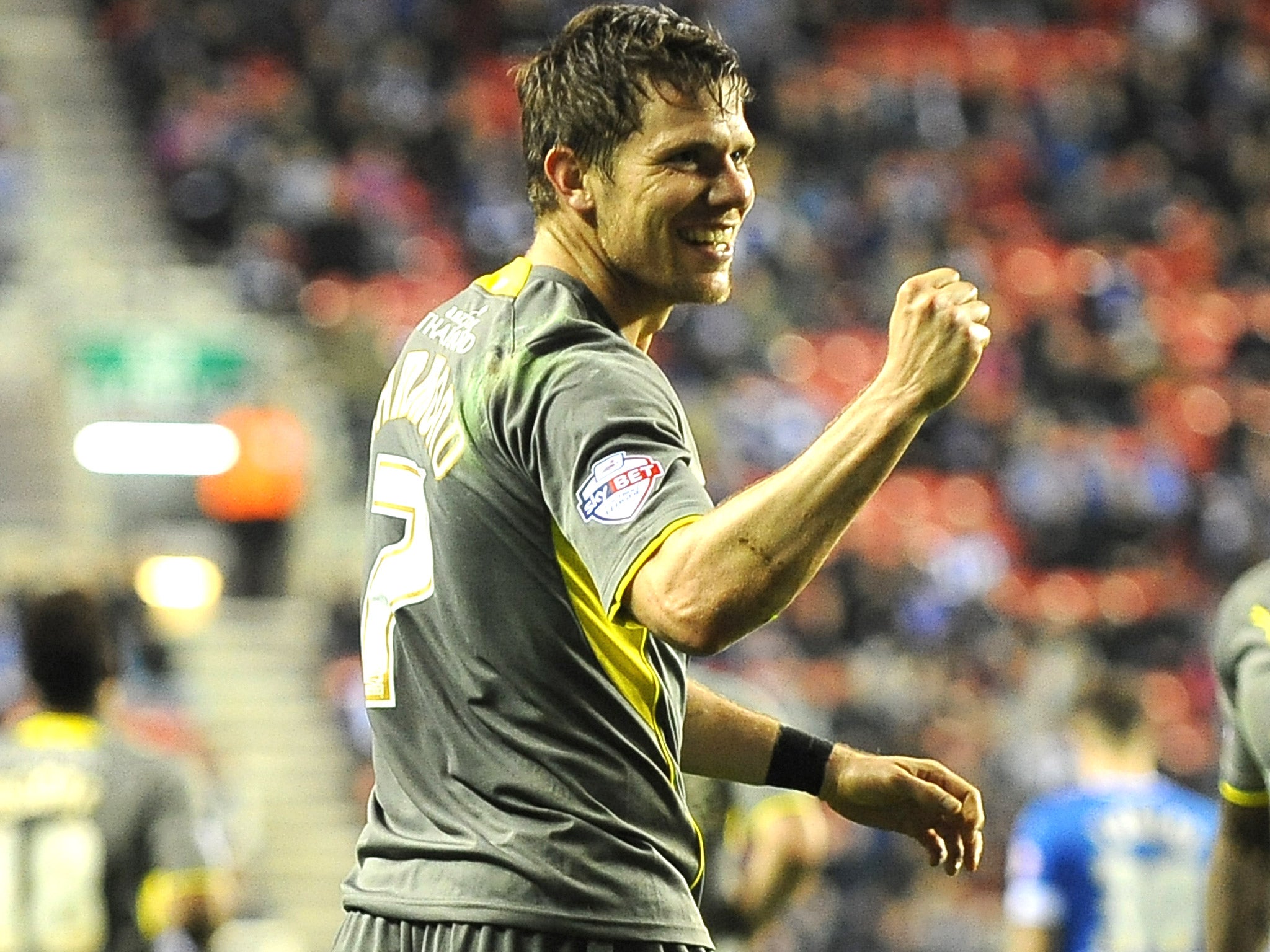 Dean Hammond kept Leicester’s unbeaten run going with an 87th-minute equaliser