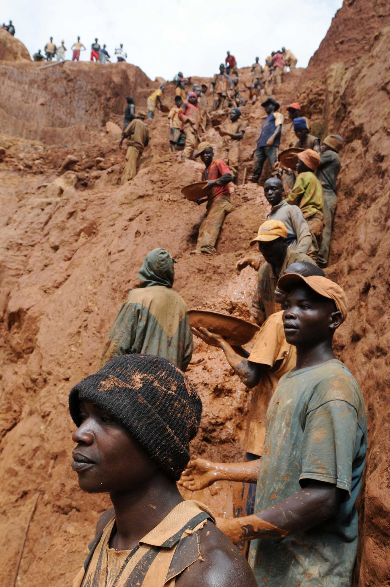 Horror and heroism: a gold mine near Bunia in the Democratic Republic of Congo