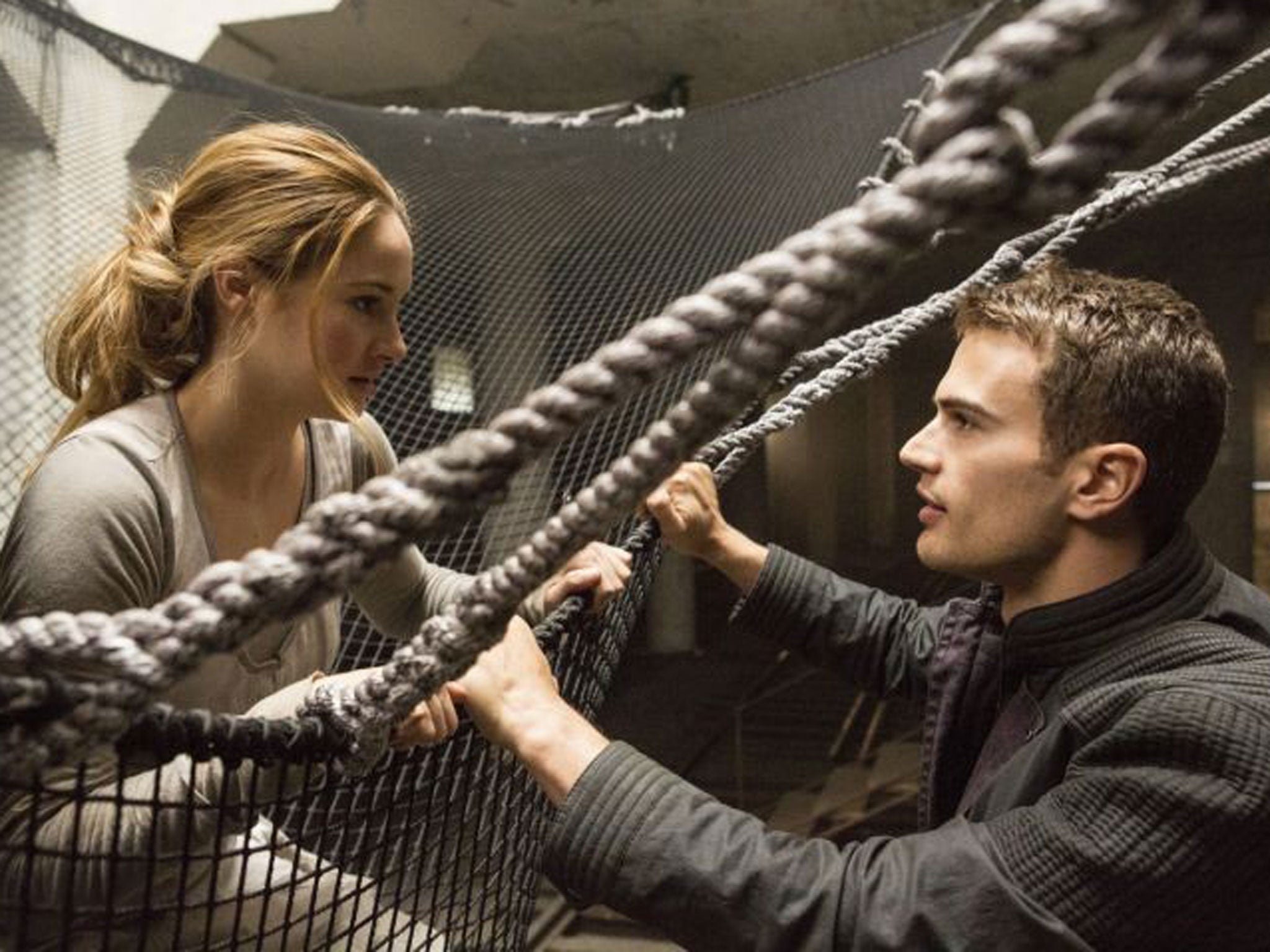 Shailene Woodley and Theo James in ‘Divergent’