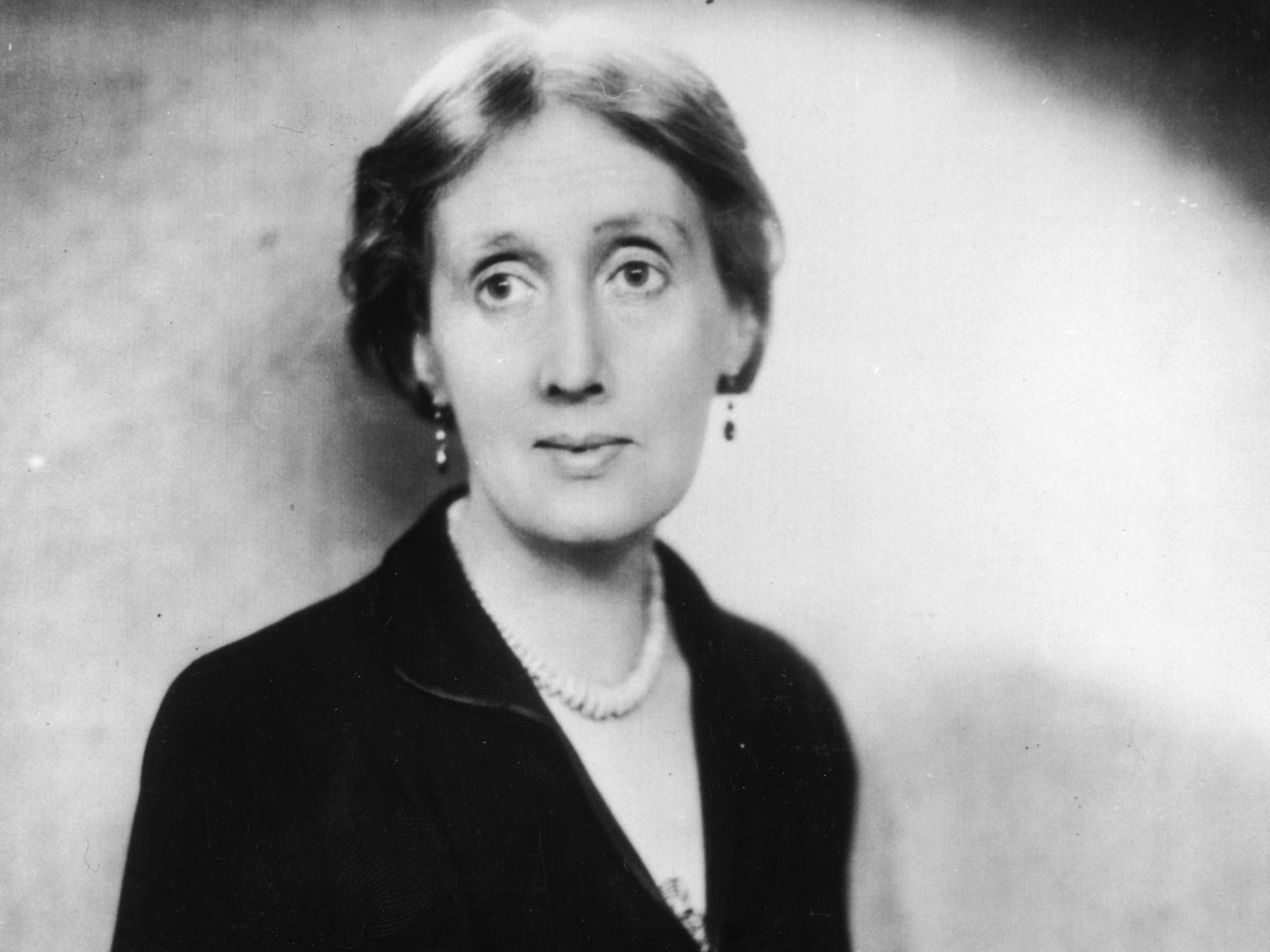 Writer Virginia Woolf will be the subject of a new exhibition at the National Portrait Gallery