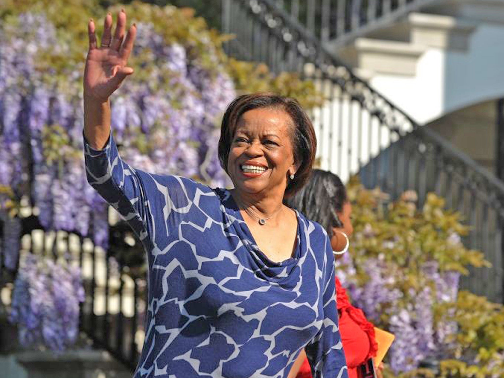 Marian Robinson on the White House lawn