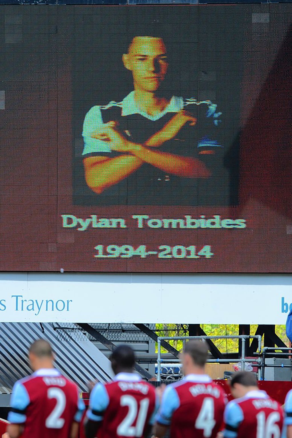 Respect: West Ham’s players remember their team-mate yesterday