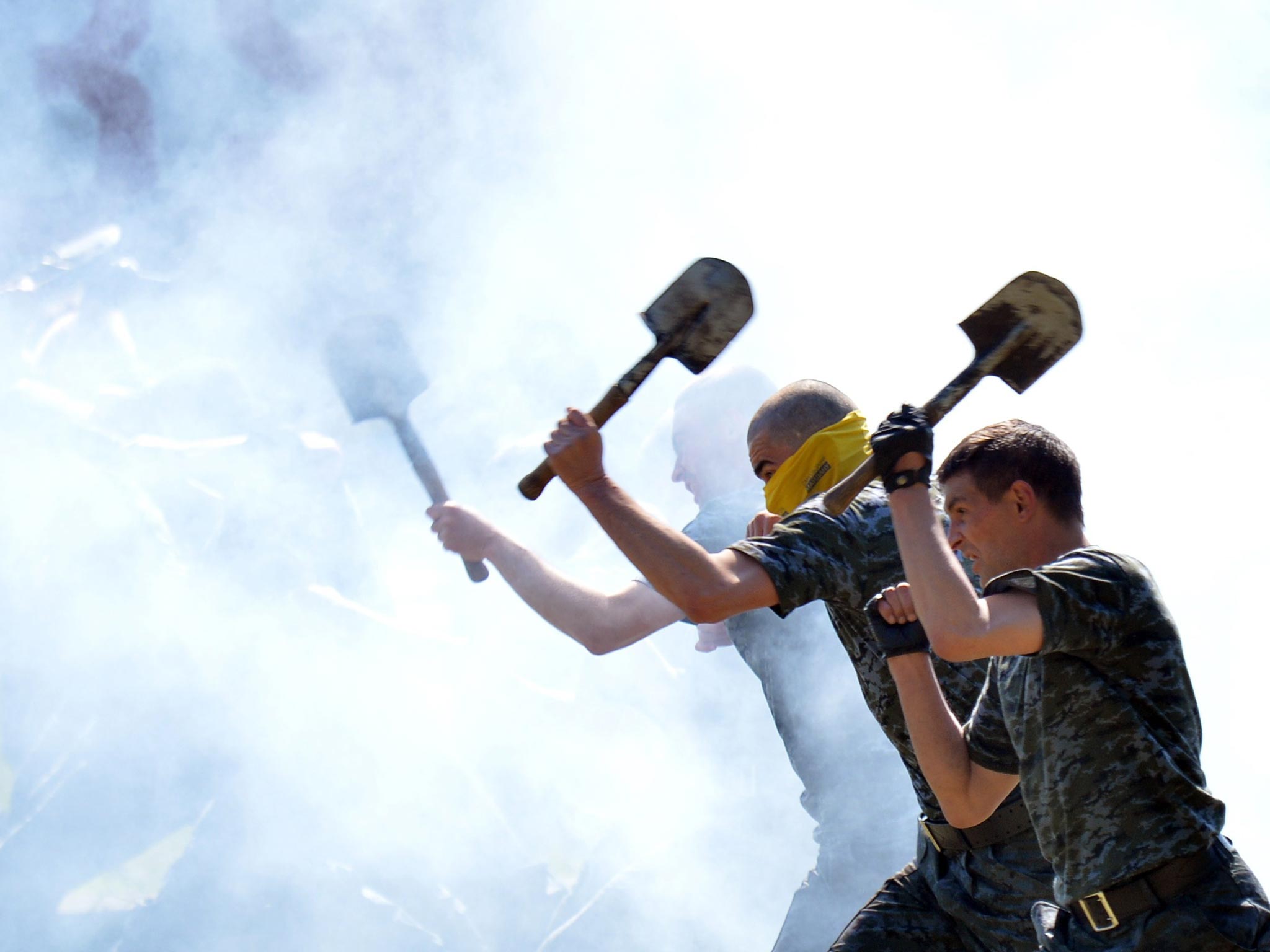 Recruits take part in military drills in Novy-Petrivtsi yesterday