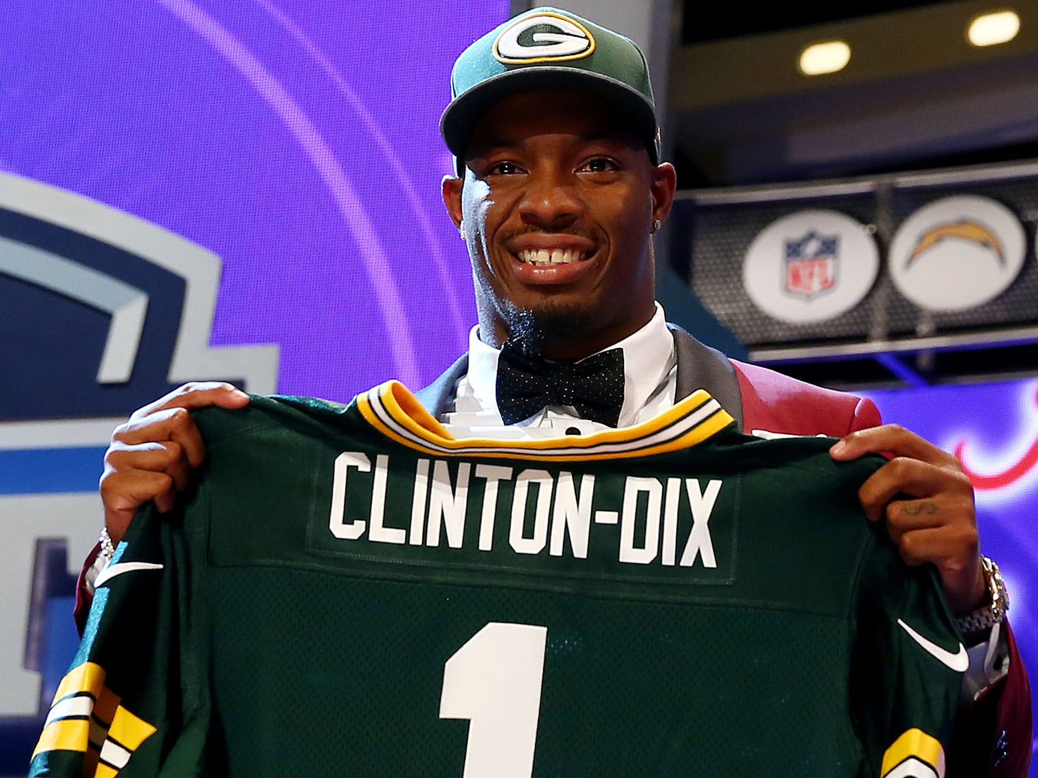 Ha Ha Clinton-Dix and his new Green Bay Packers jersey