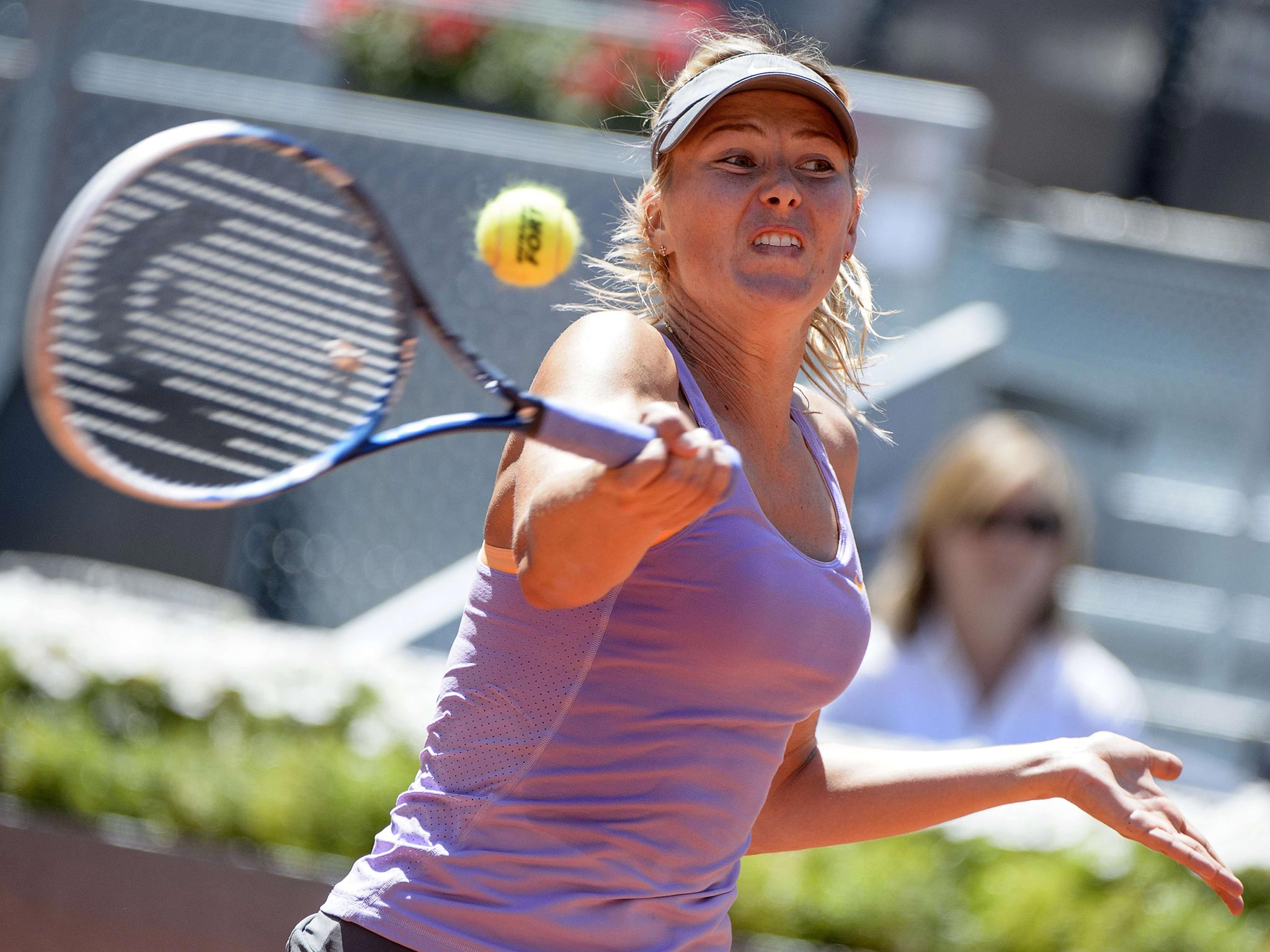 Maria Sharapova, who lost in in the ladies singles final of the Madrid Open 12 months ago, is through to the last four of this year’s competition after beating Li Na
yesterday