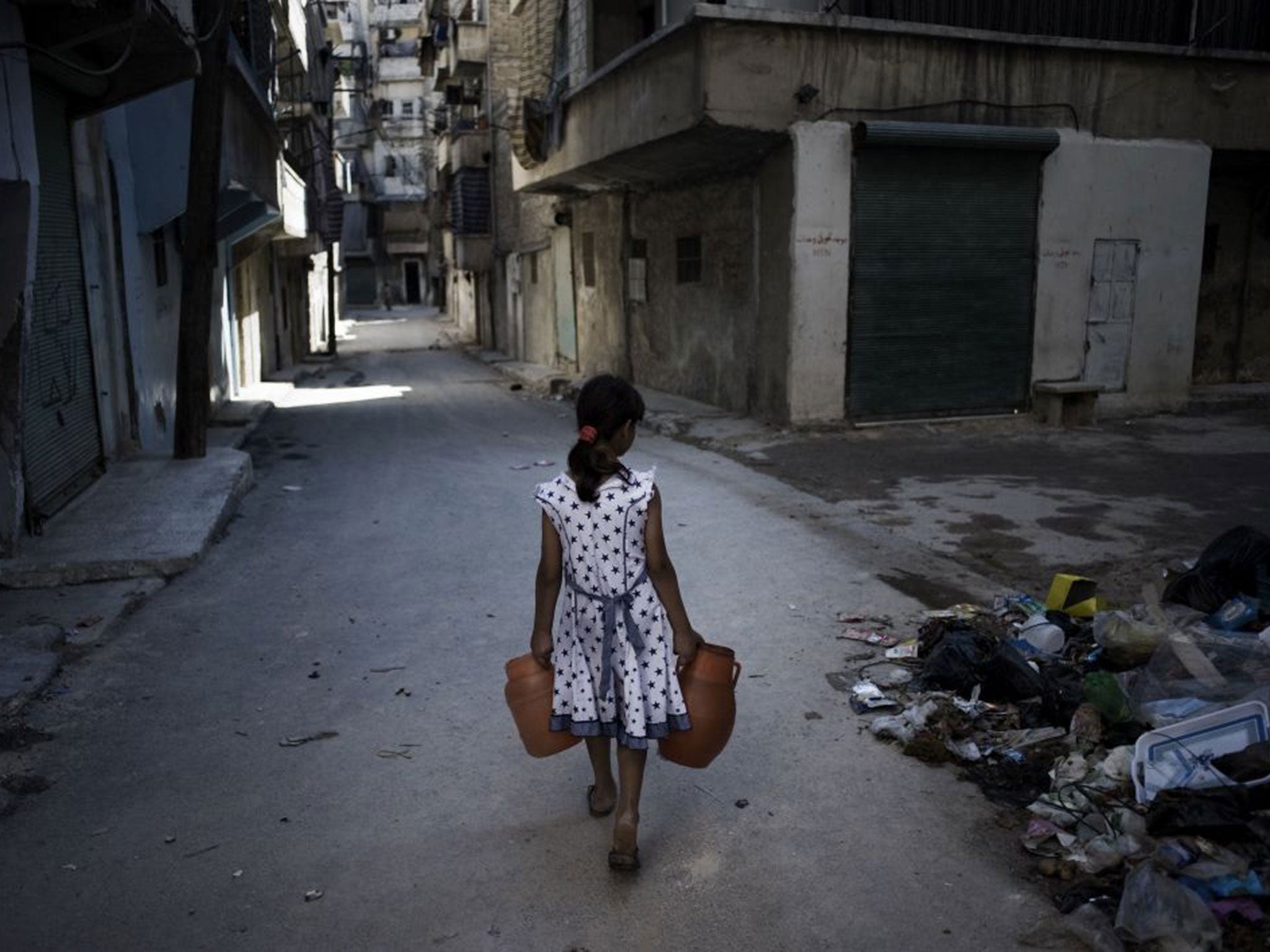 People in Aleppo are being forced to collect water from unsafe sources such as fountains and wells