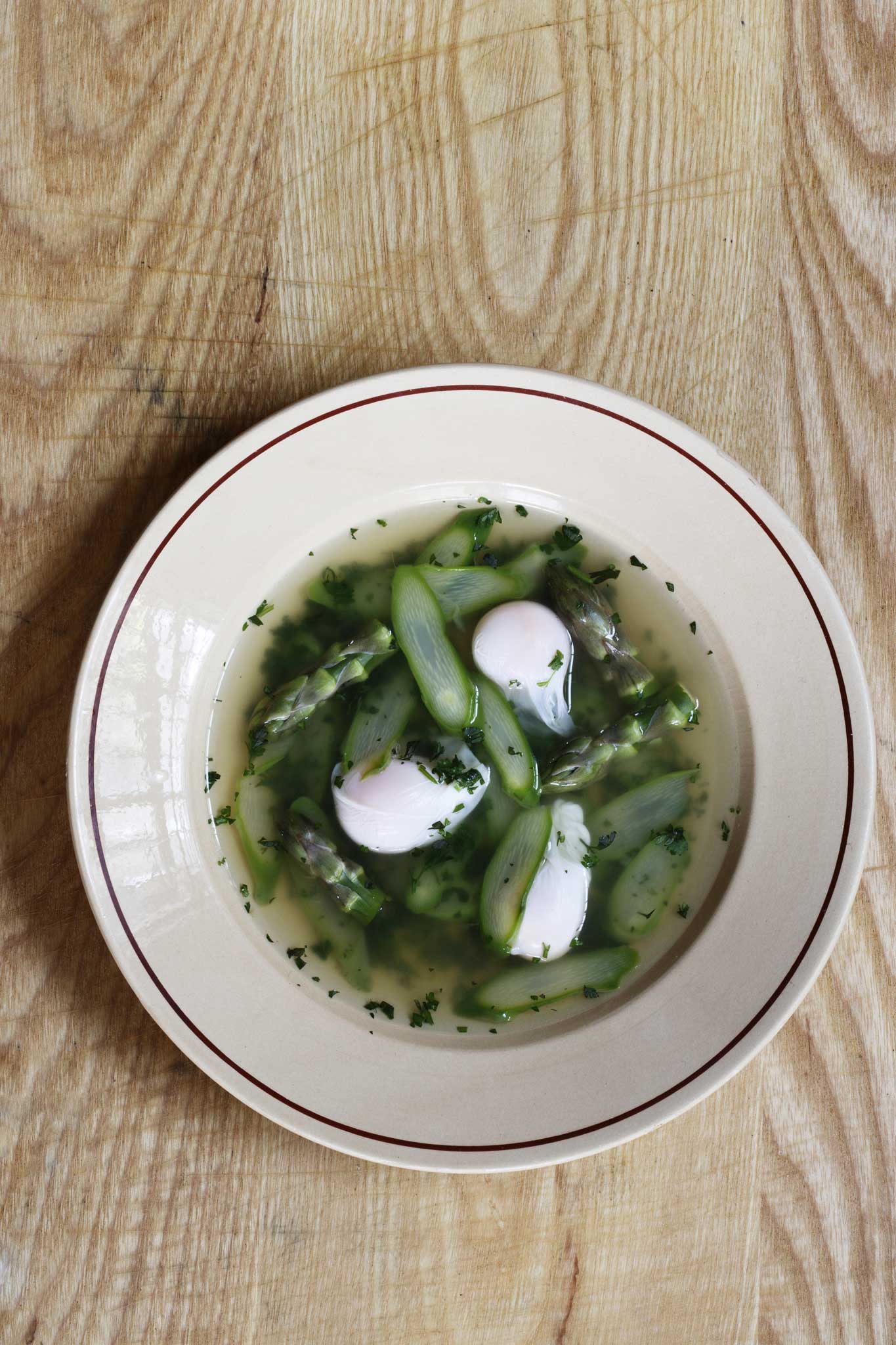 Straightforward: Quail's egg and asparagus broth