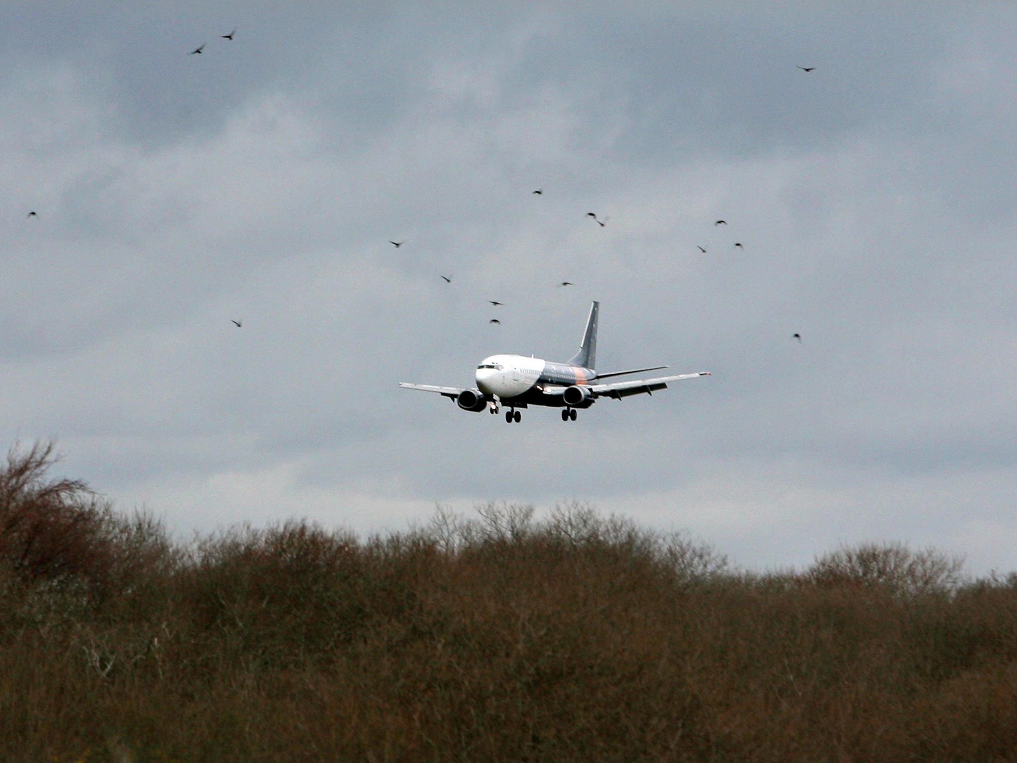 An engine on the Boeing 727 had failed, according to a Russian aviation source