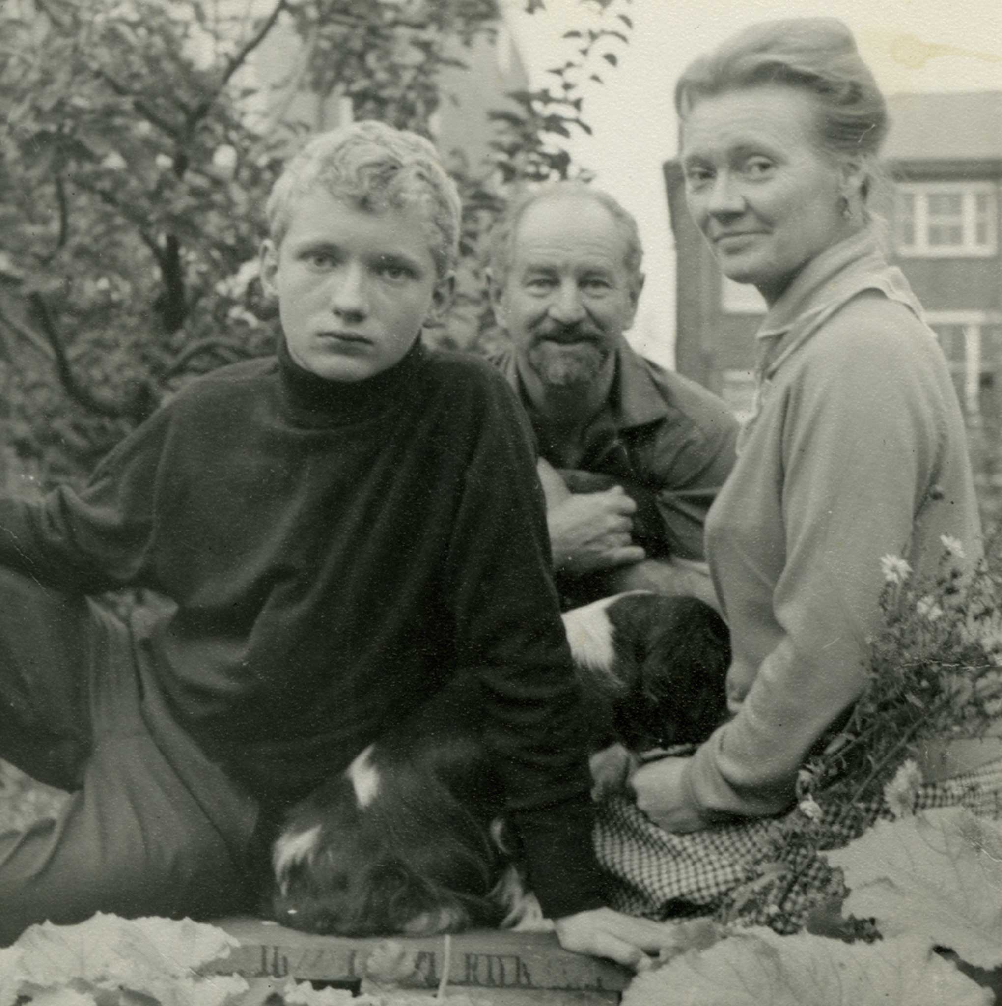 Free to roam: A young Peter Popham with his mum and dad