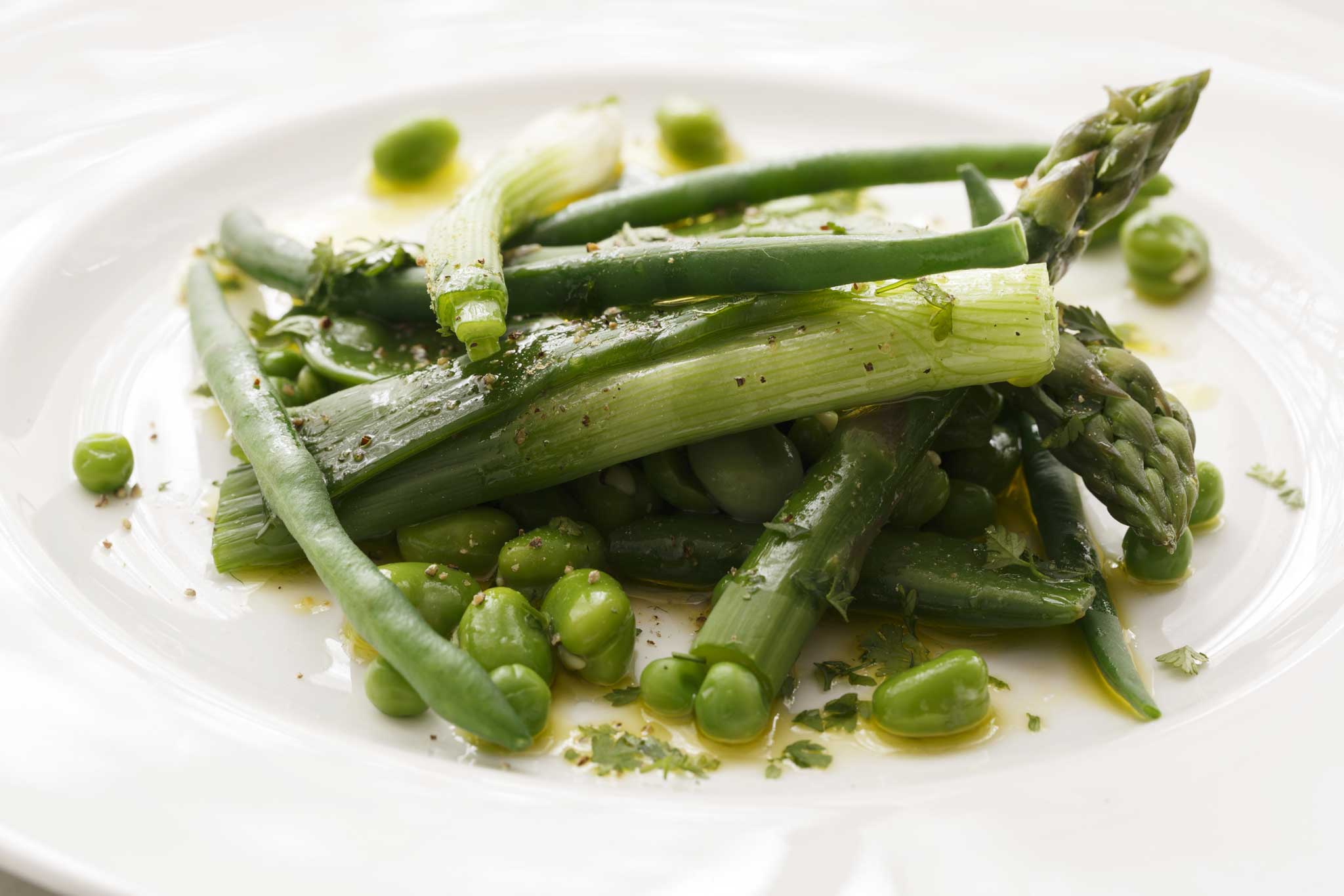 Simple: Vinaigrette of spring vegetables