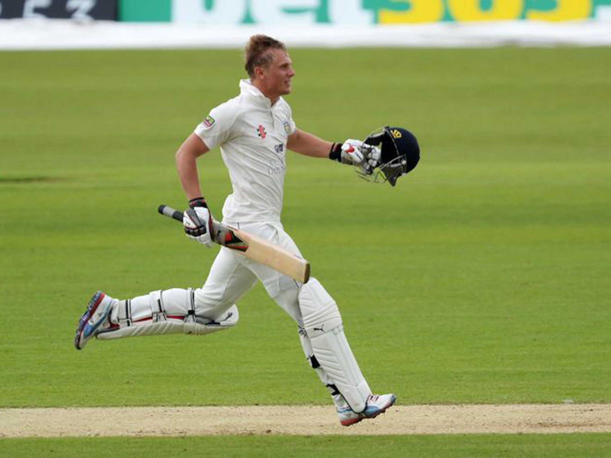 Scott Borthwick celebrates his double century for Durham