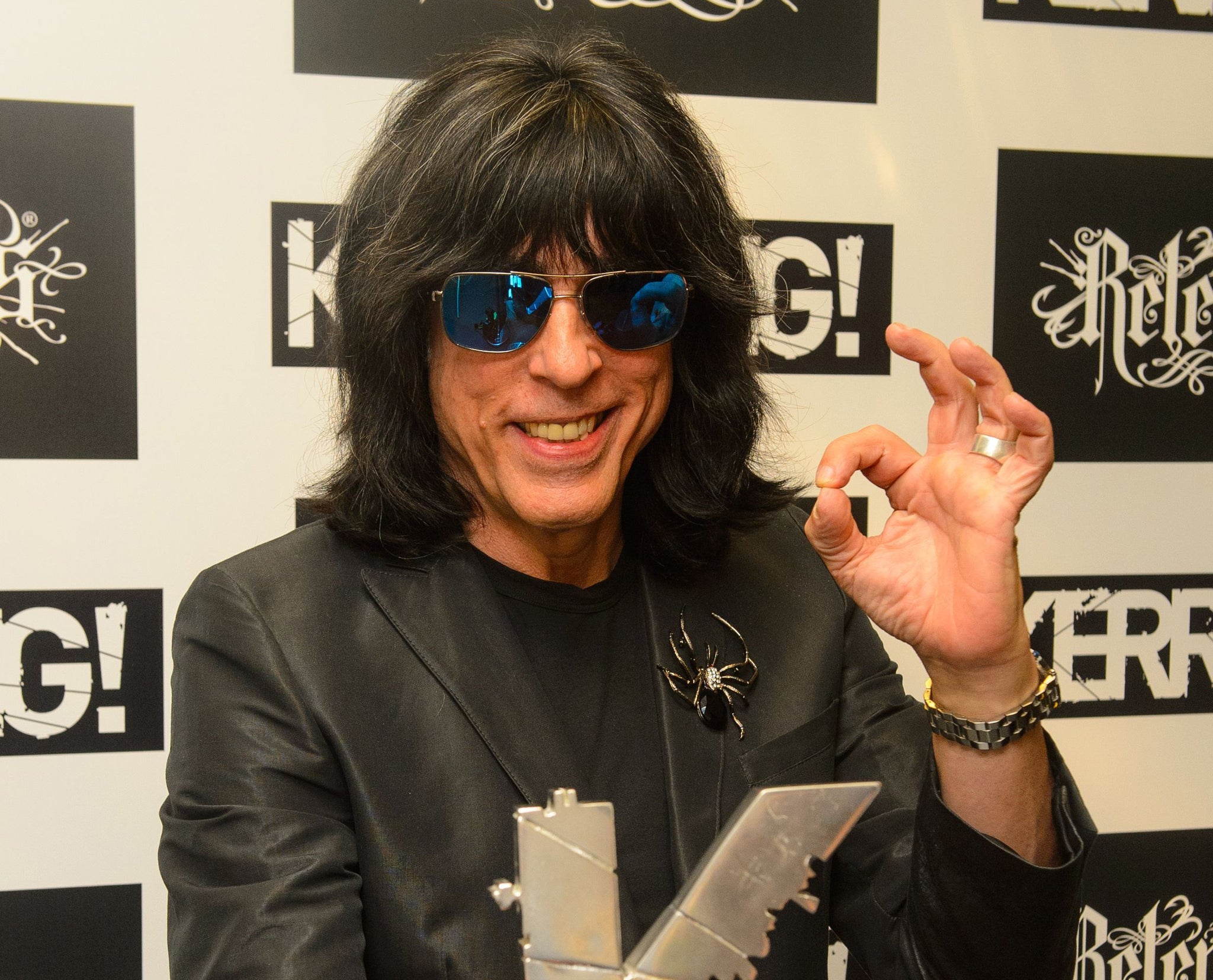 Mark Ramone picks up his Kerrang! icon award