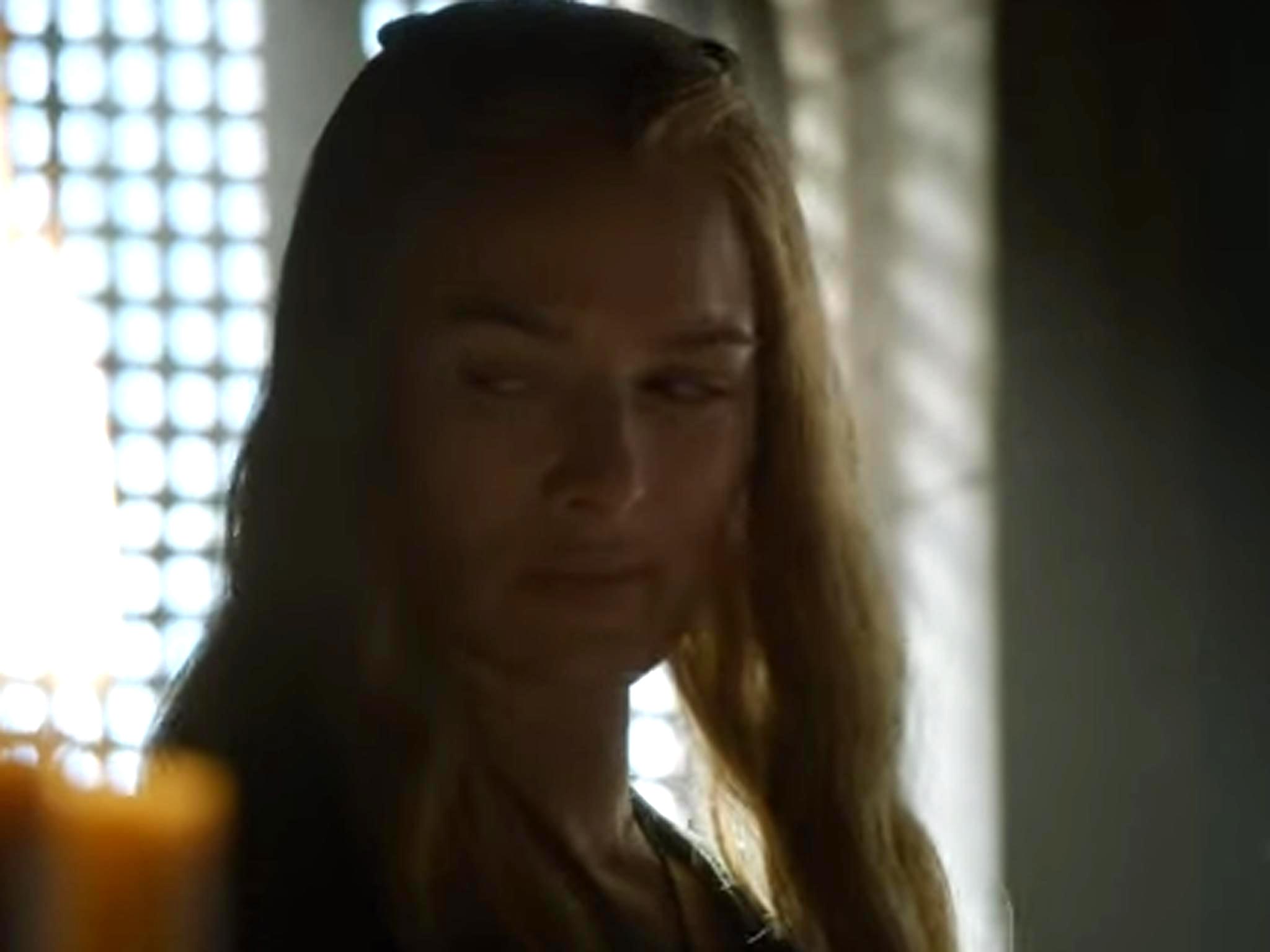 Cersei questions her father over his true loyalty to his family