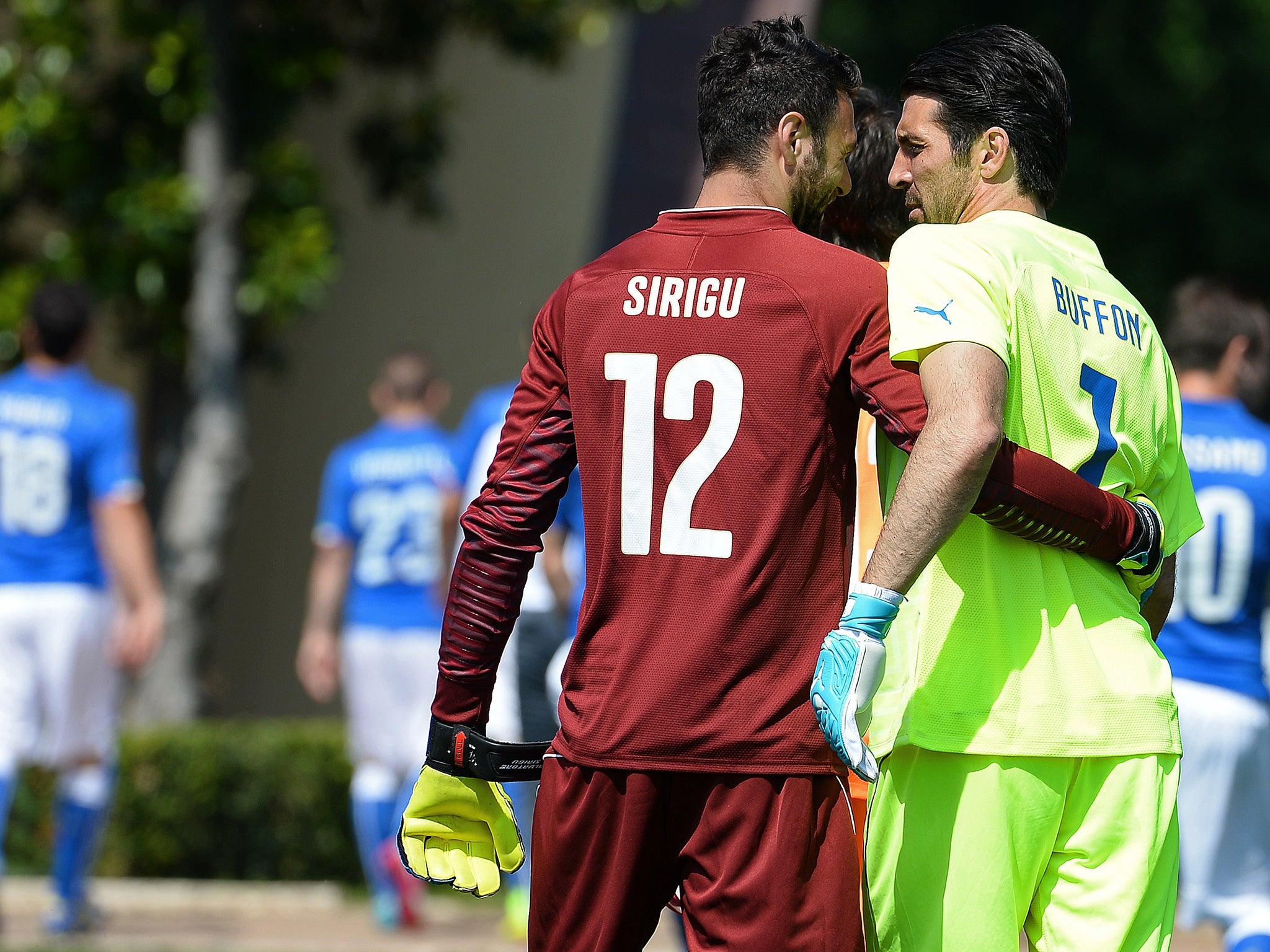 Salvatore Sirigu with Gianluigi Buffon during training