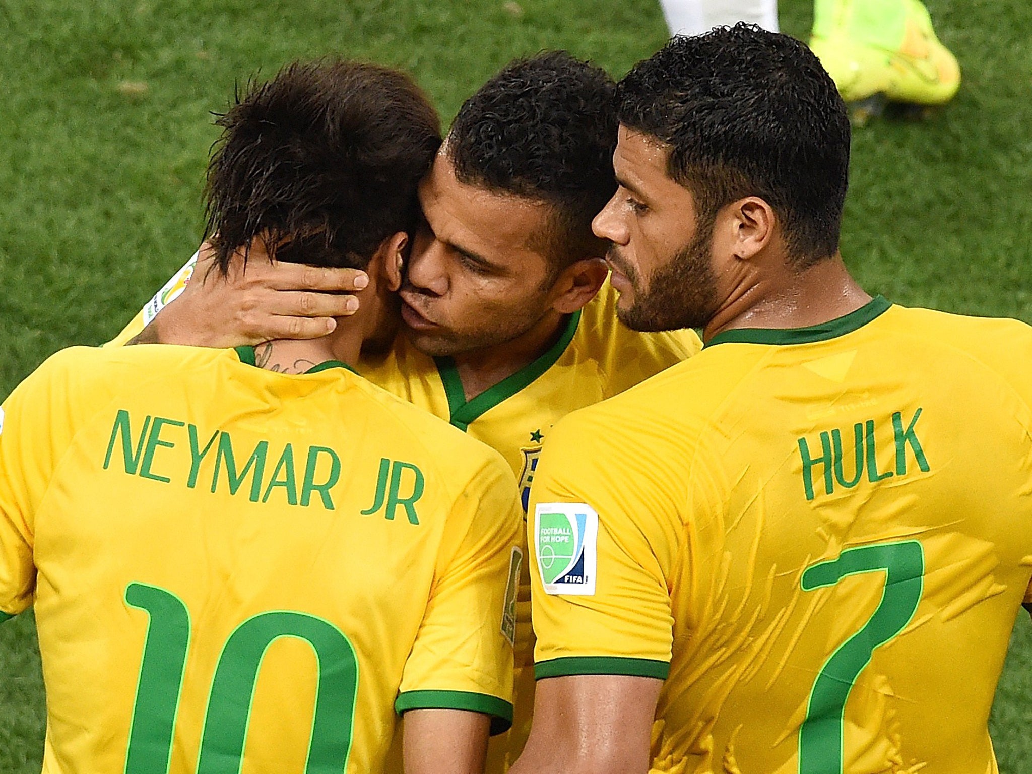 Neymar stays in the side but Hulk is out