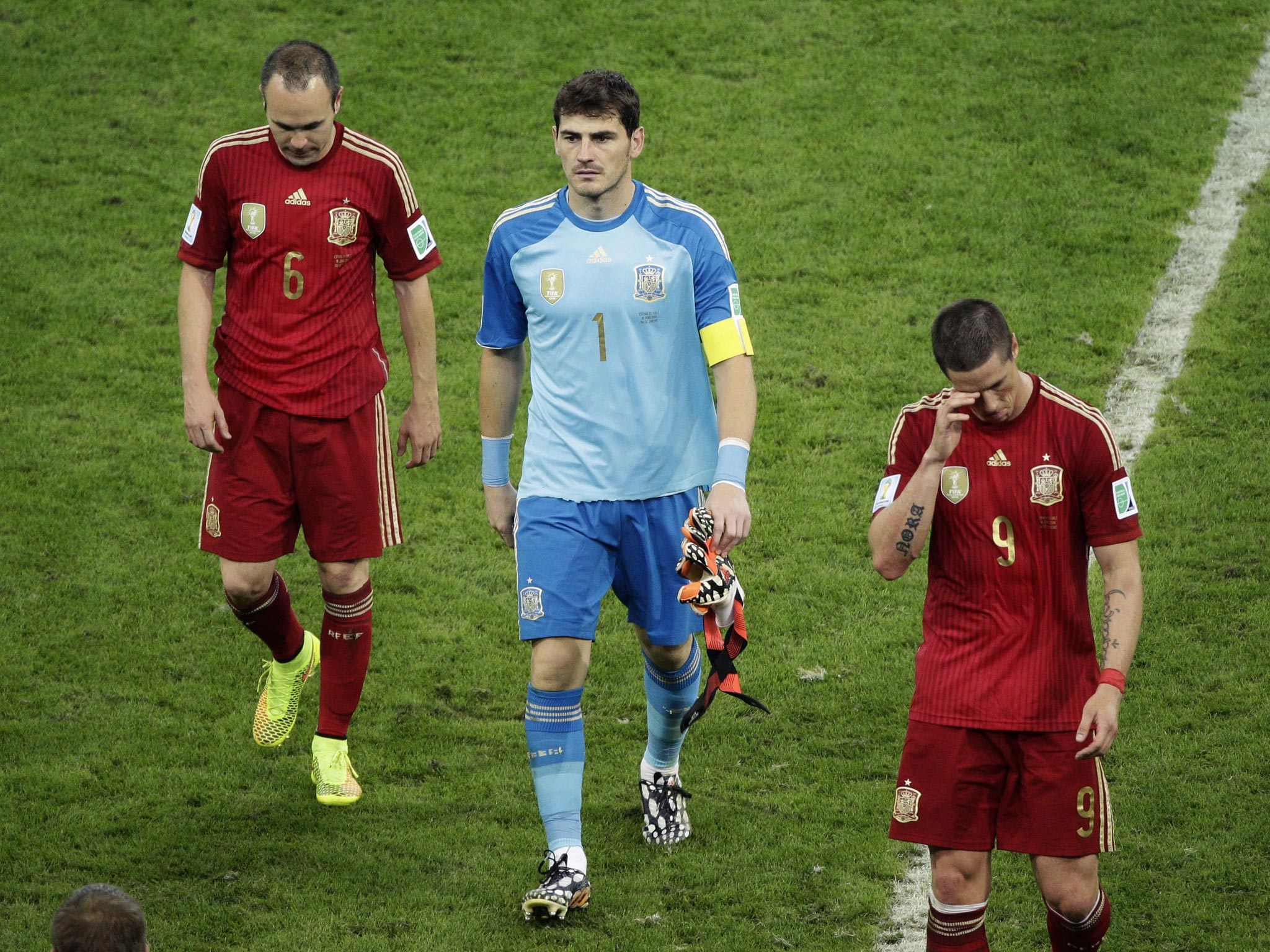 Spanish players trudge of the pitch - was it the end of tiki-taka?