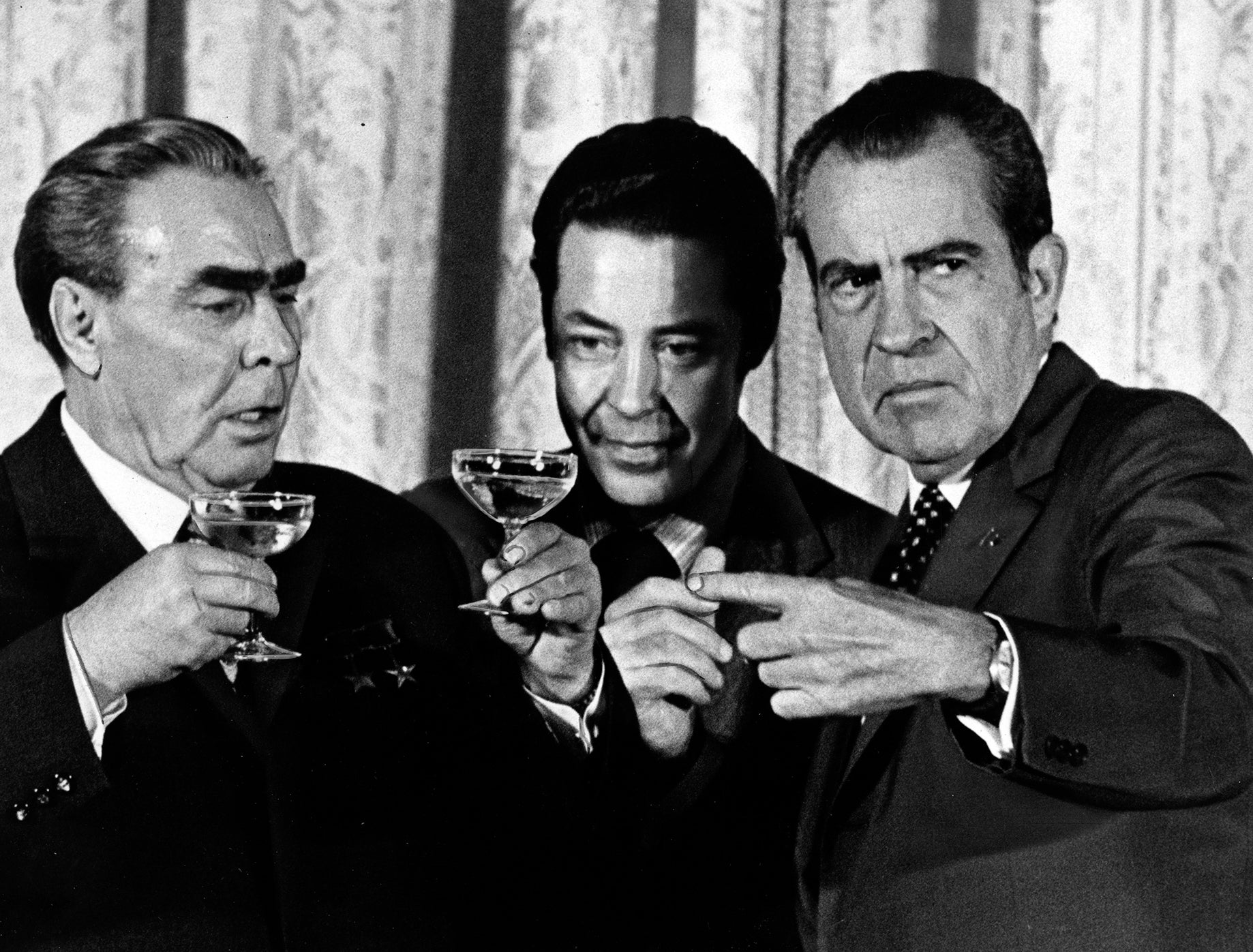 Sukhodrev (centre): ‘you cannot stop to ponder,’ he said of his work. ‘If you do, you fail’