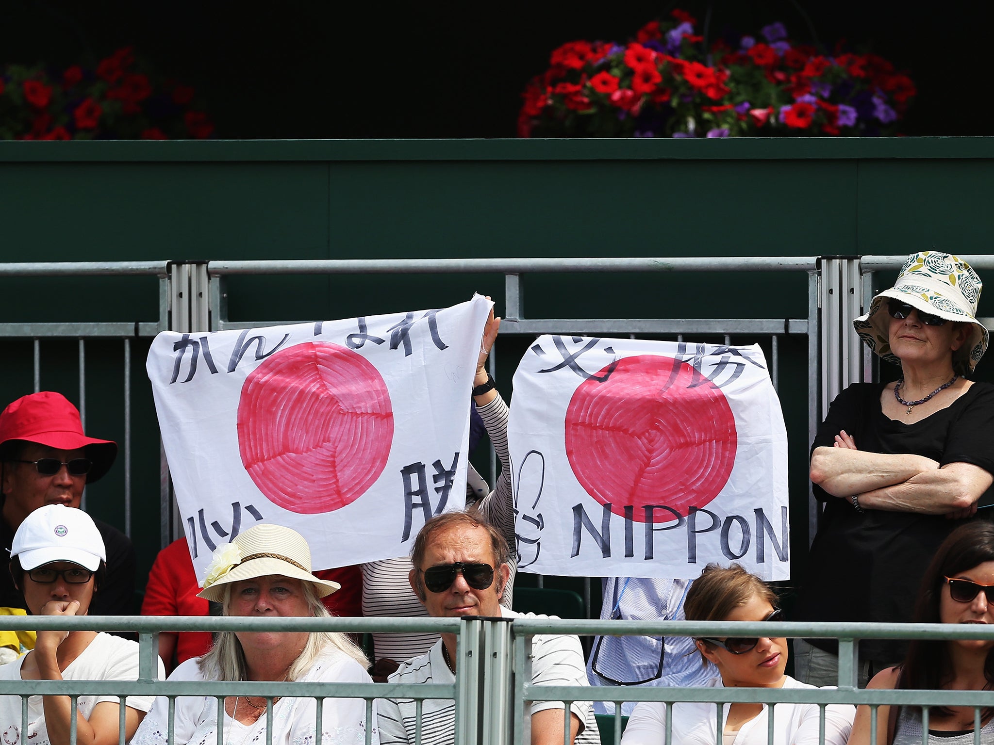 Kei Nishikori supporters nail their colours to the mast, literally