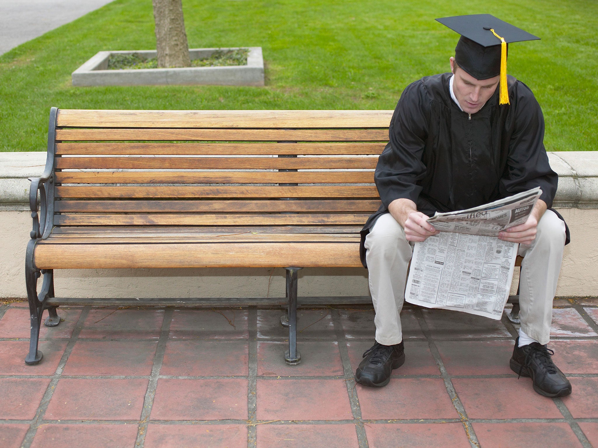 Around 18,500 UK and EU full-time university leavers, (one in 12) were assumed to be unemployed after completing their first degree in the 2012/13 academic year