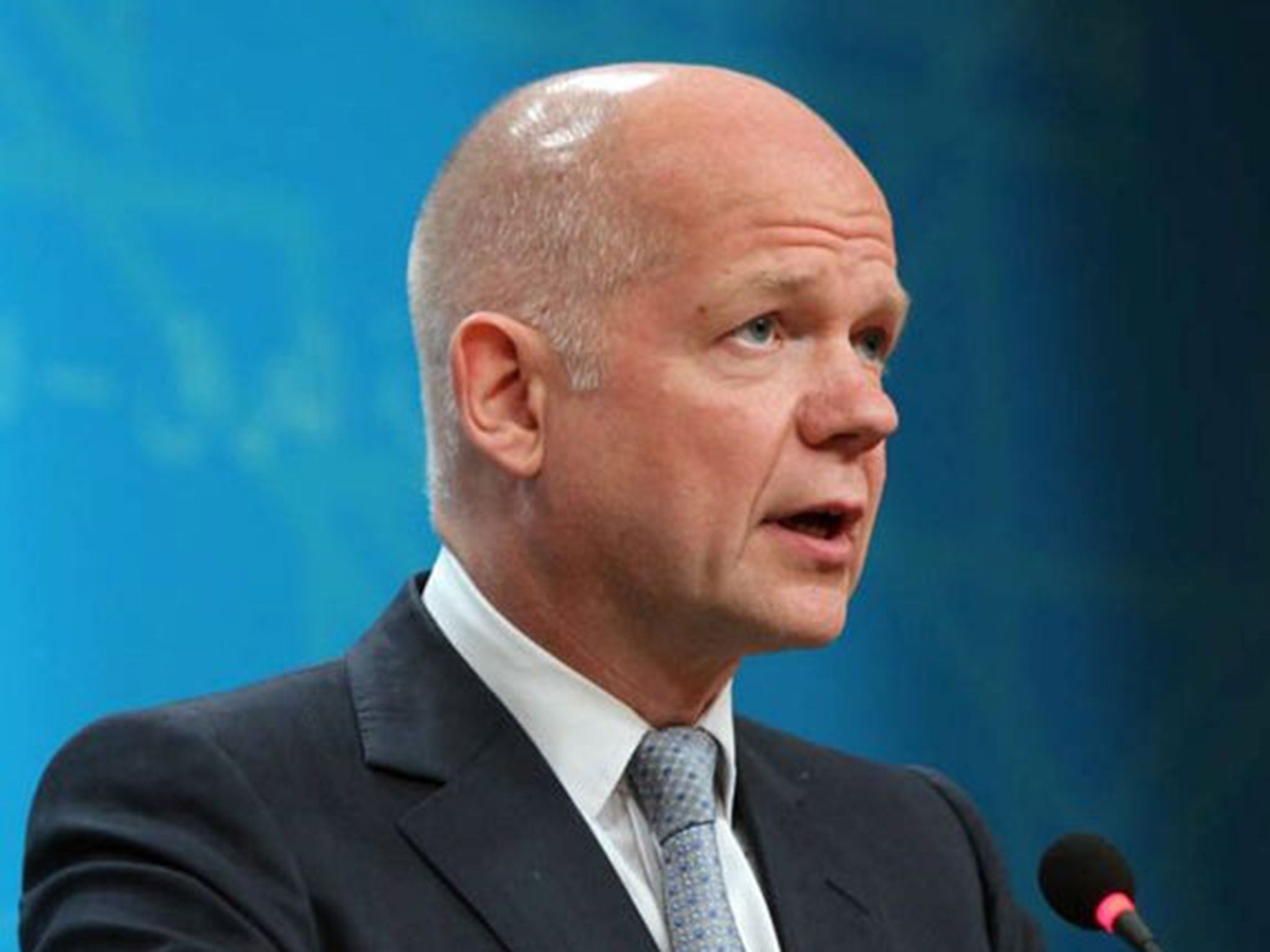 William Hague speaks to the media at the Iraqi ministry of foreign affairs in Baghdad, Iraq, 26 June 2014. Hague arrived in Baghdad on an unannounced visit for talks on the Iraq's turmoil.