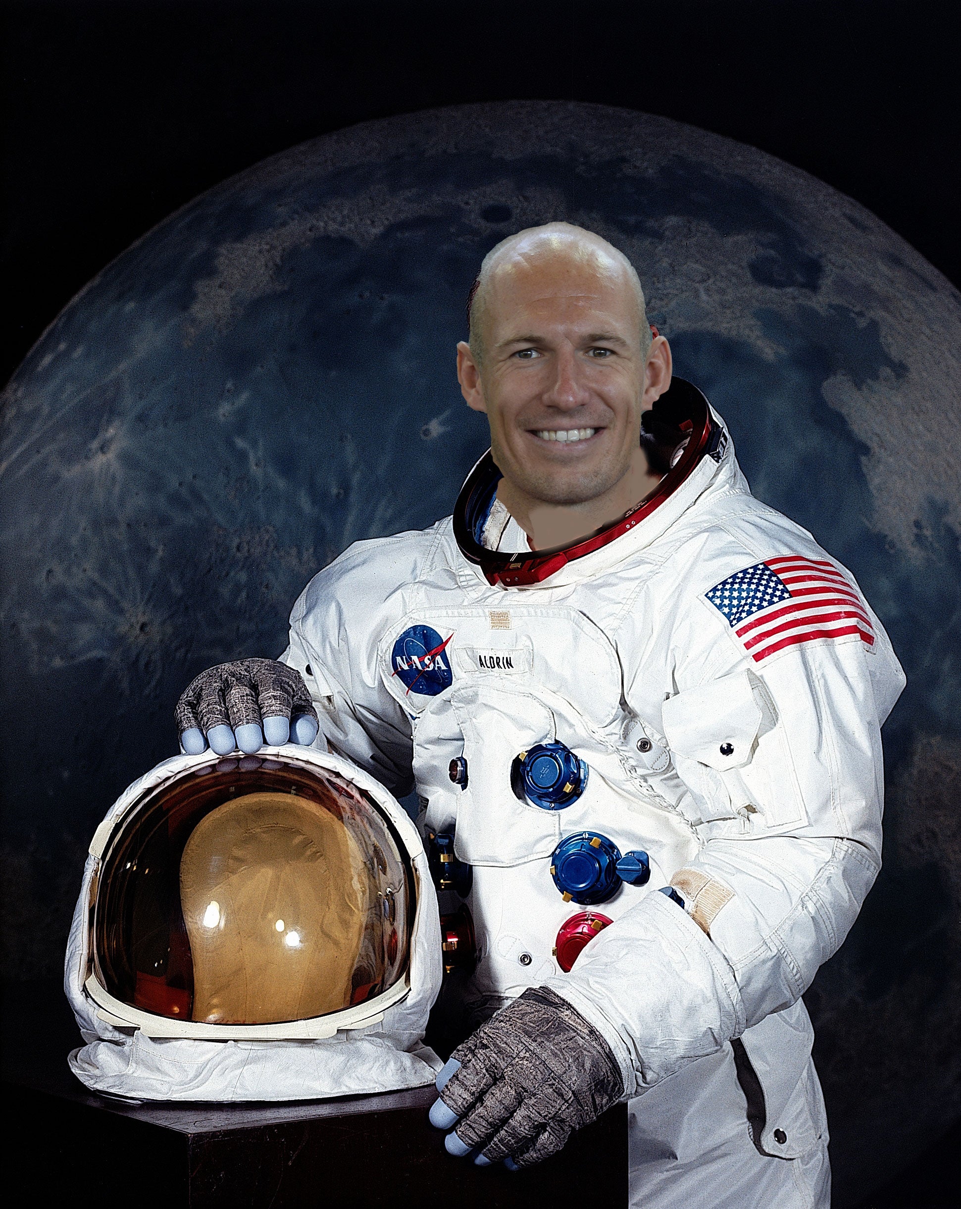 Arjen Robben - astronaut?