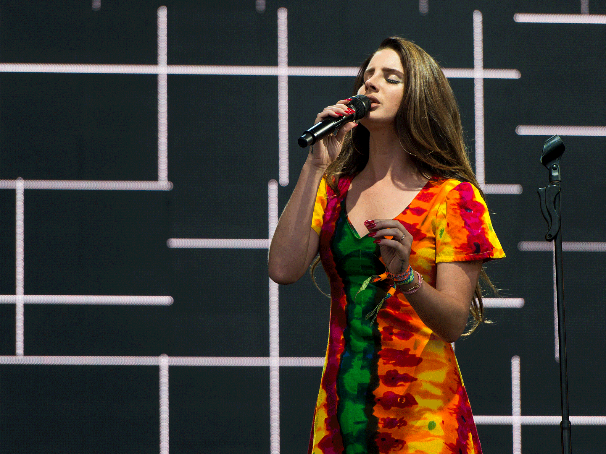 Lana Del Rey is working on her third studio album Honyemoon