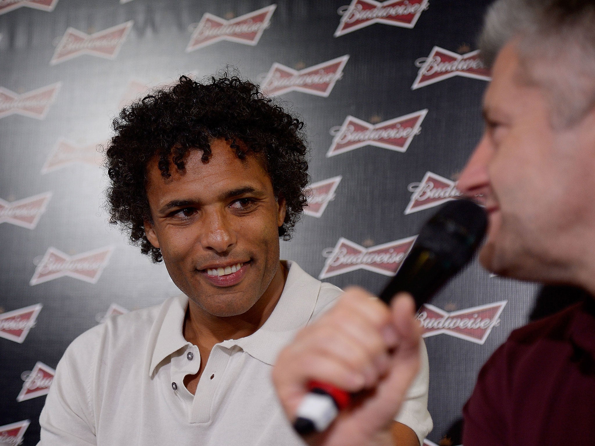 Pierre van Hooijdonk swore at a Mexico fan during an argument