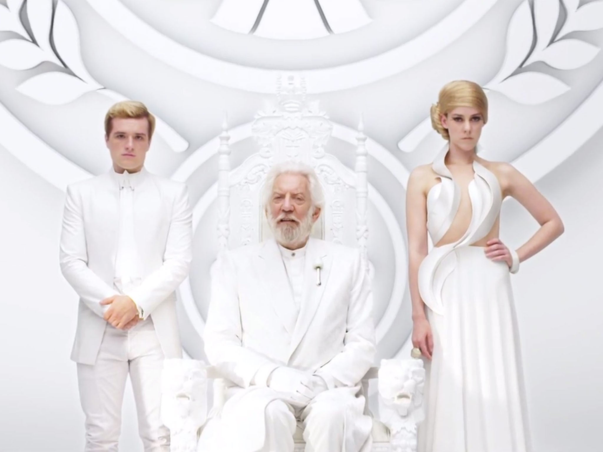 Josh Hutcherson, Donald Sutherland and Jena Malone in Mockinjay: Part 1