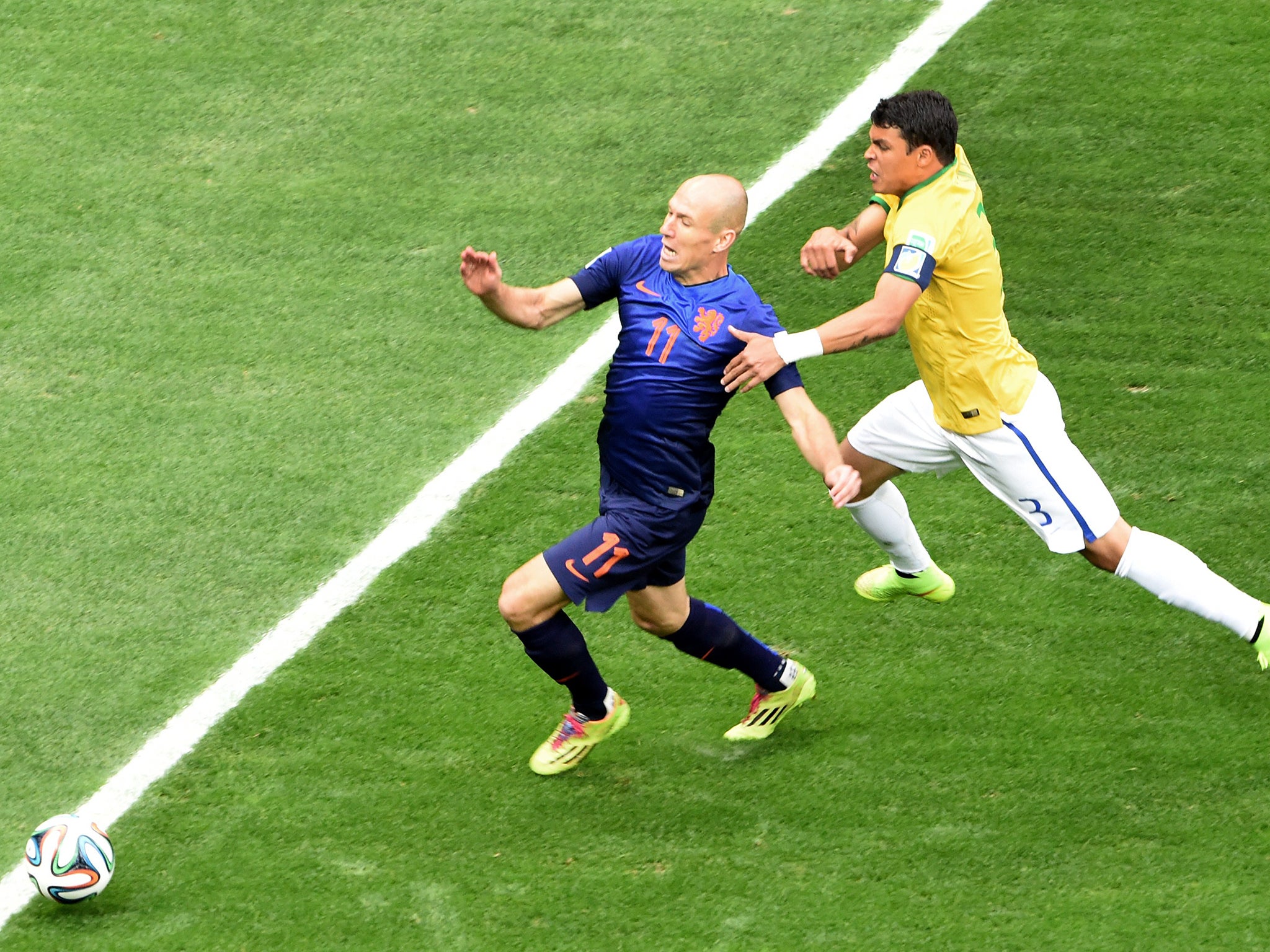 Thiago Silva was lucky not to be sent-off for this foul on Arjen Robben