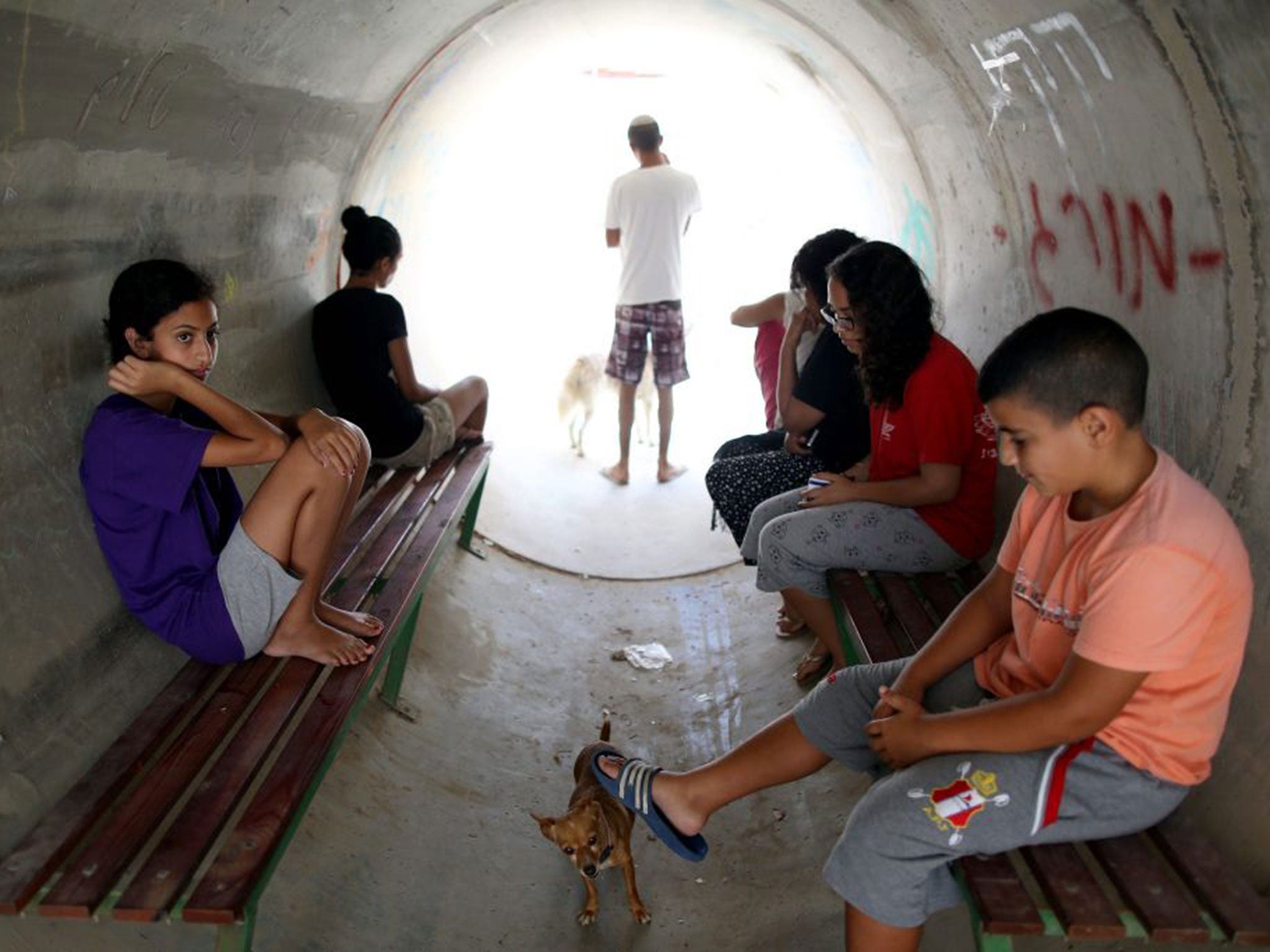 Israelis take shelter near Ashkelon