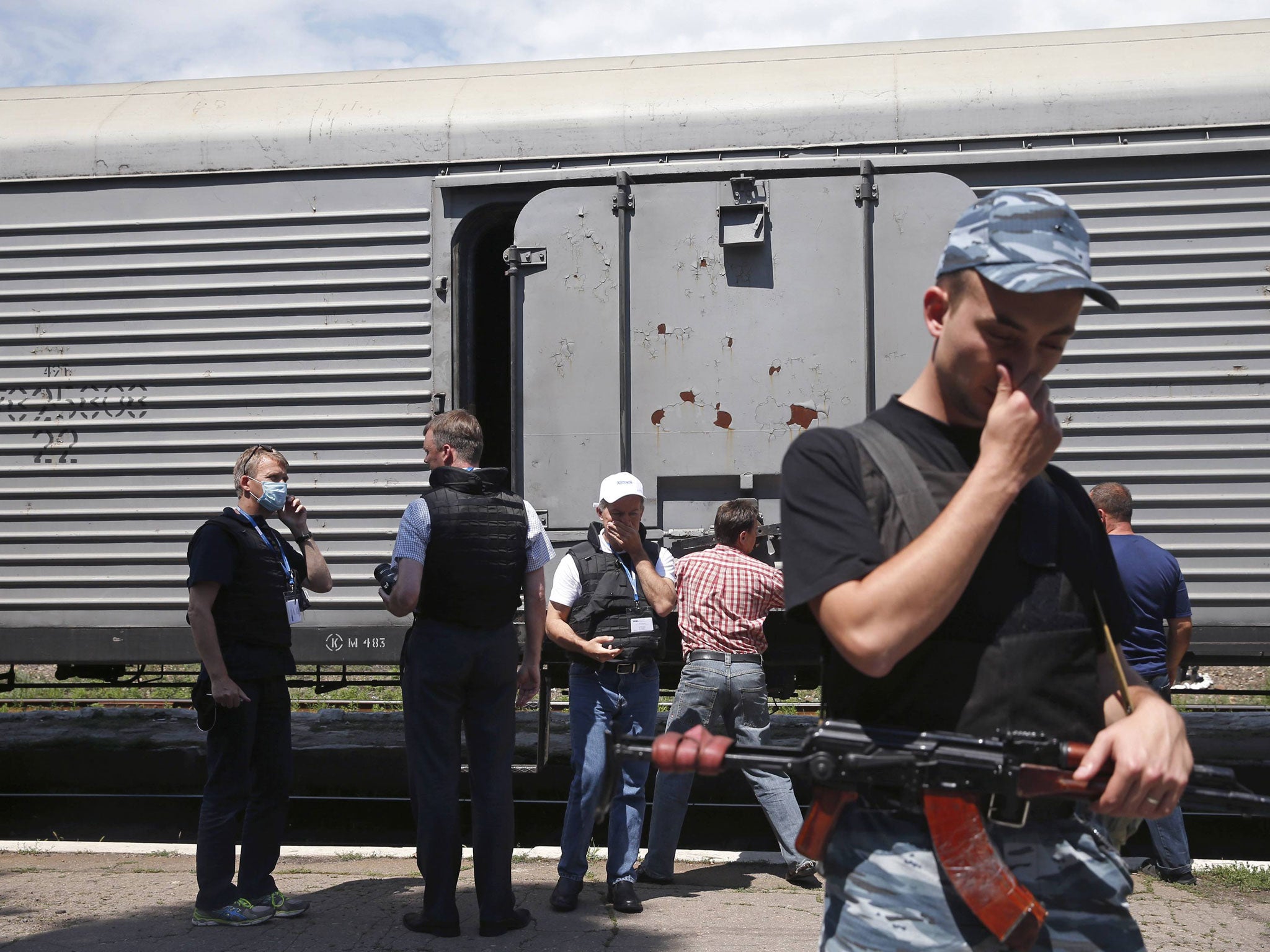 A train in Torez believed to contain some of the bodies