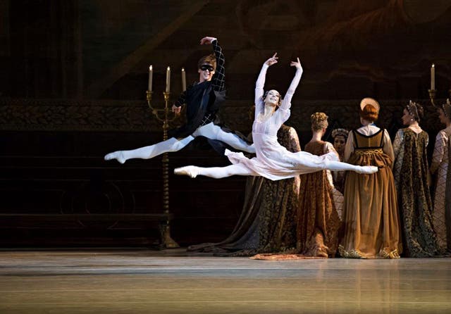 <p>Diana Vishneva and Vladimir Shklyarov in Romeo and Juliet</p>