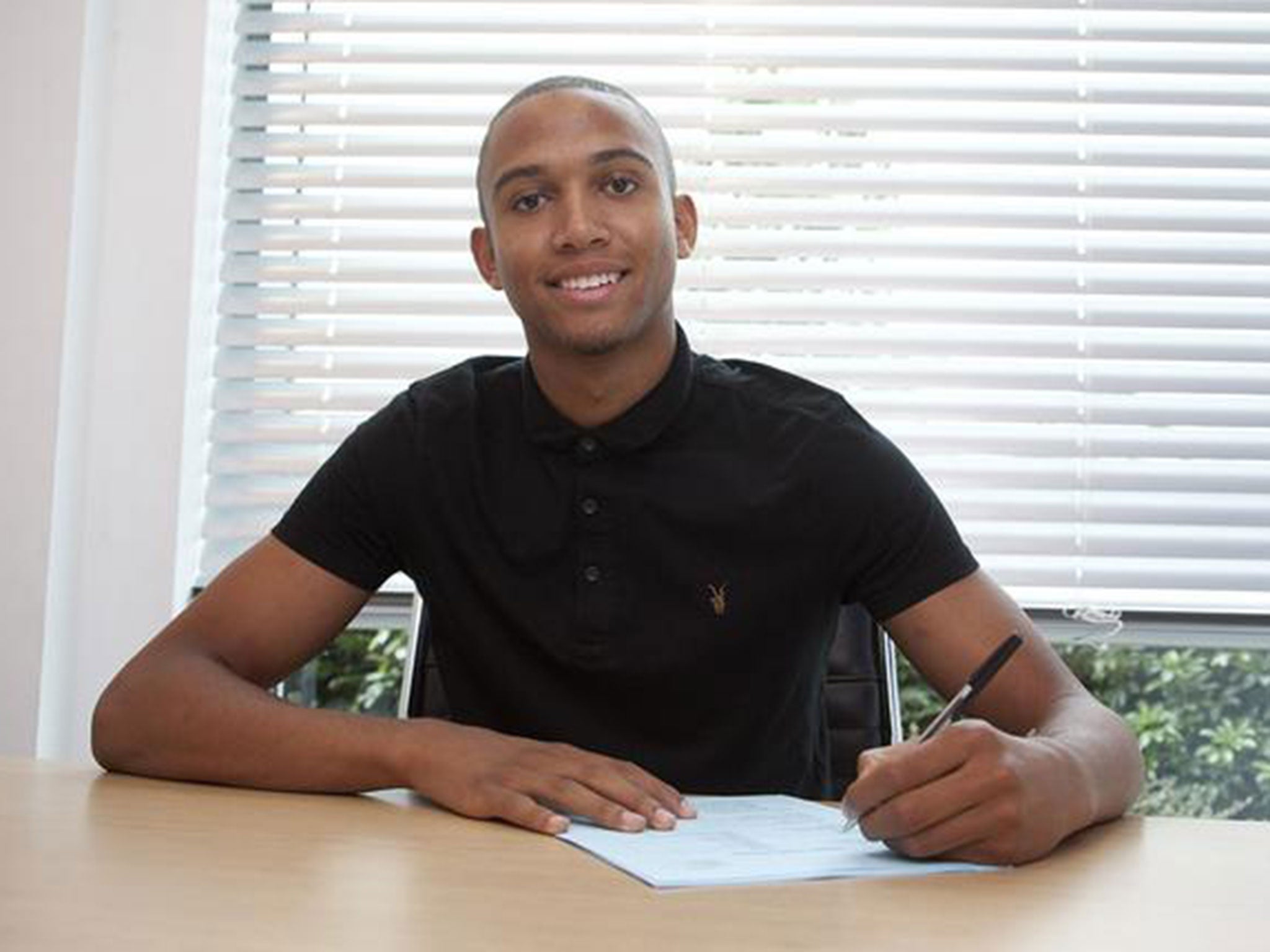 Everton present their new signing Brendan Galloway