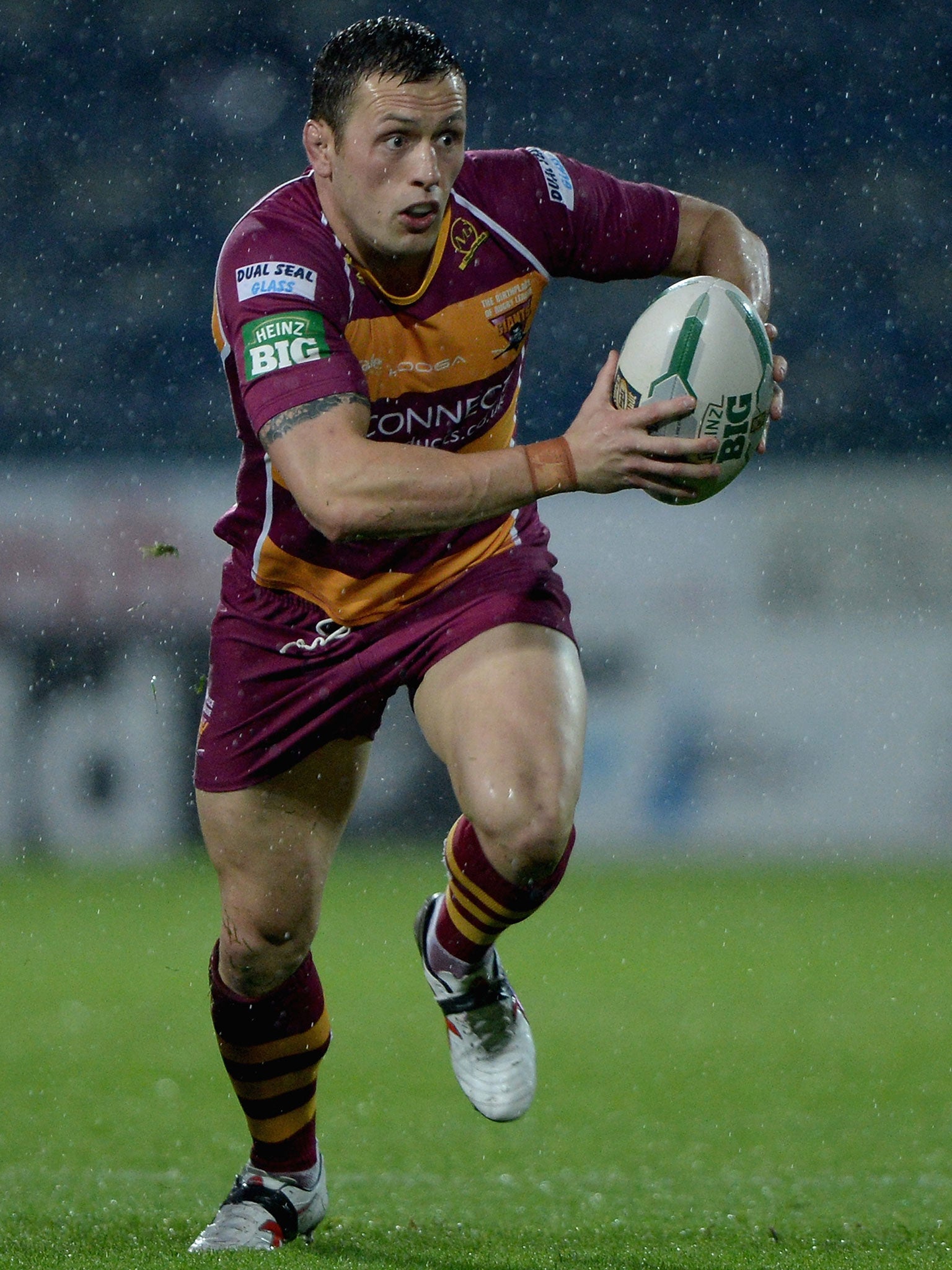 Shaun Lunt scored a try for Huddersfield on his return to the side from injury