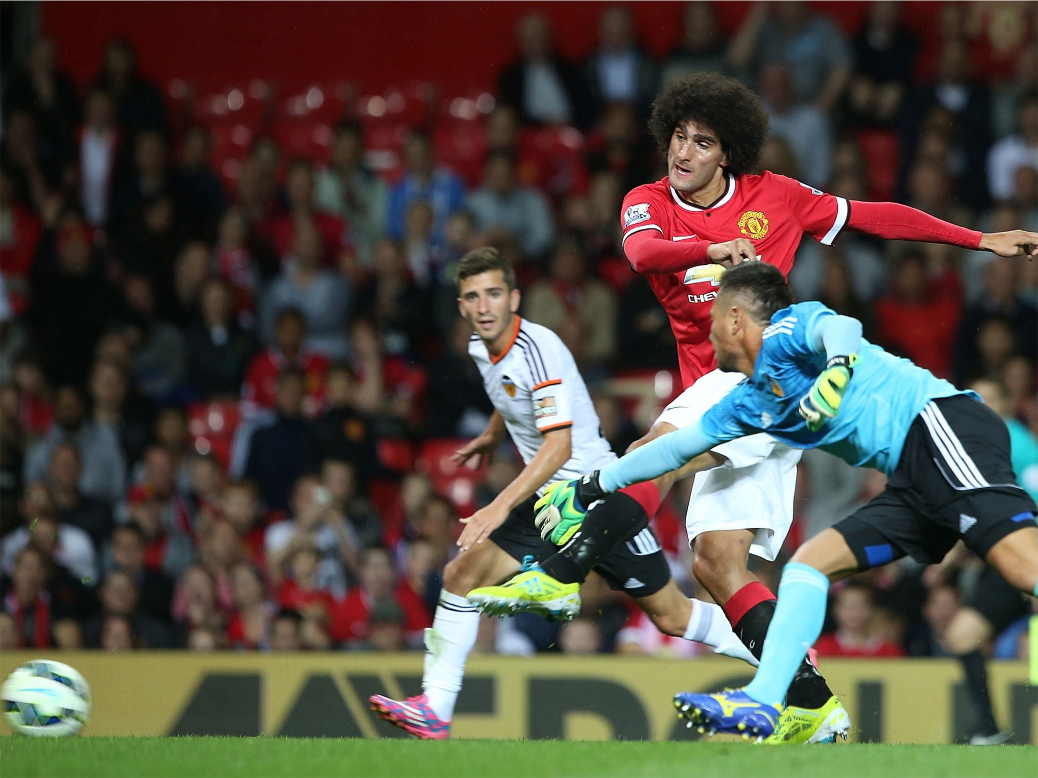 Marouane Fellaini scores a late winner (Getty)