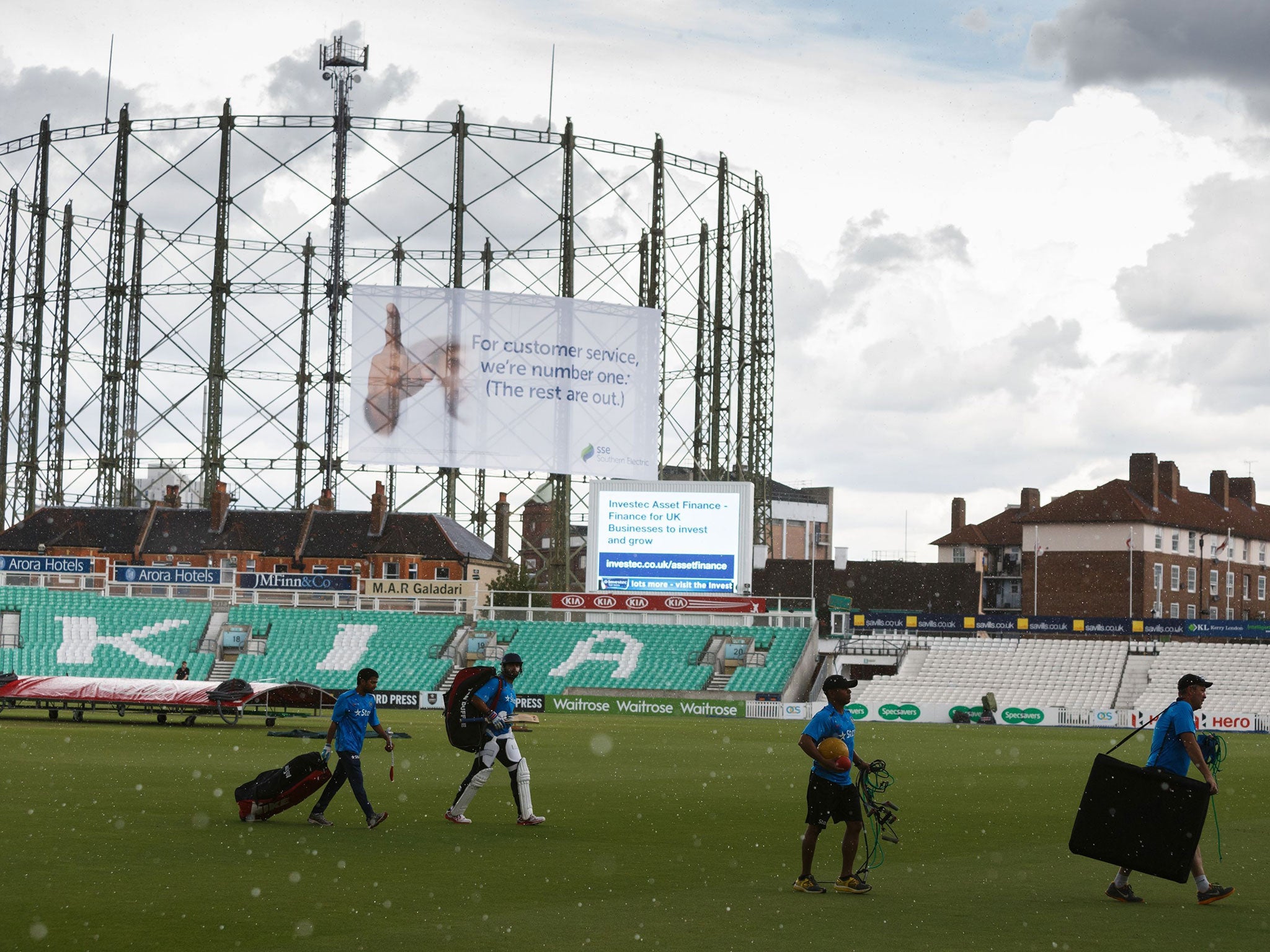 India’s practice session yesterday is cut short due to rain while