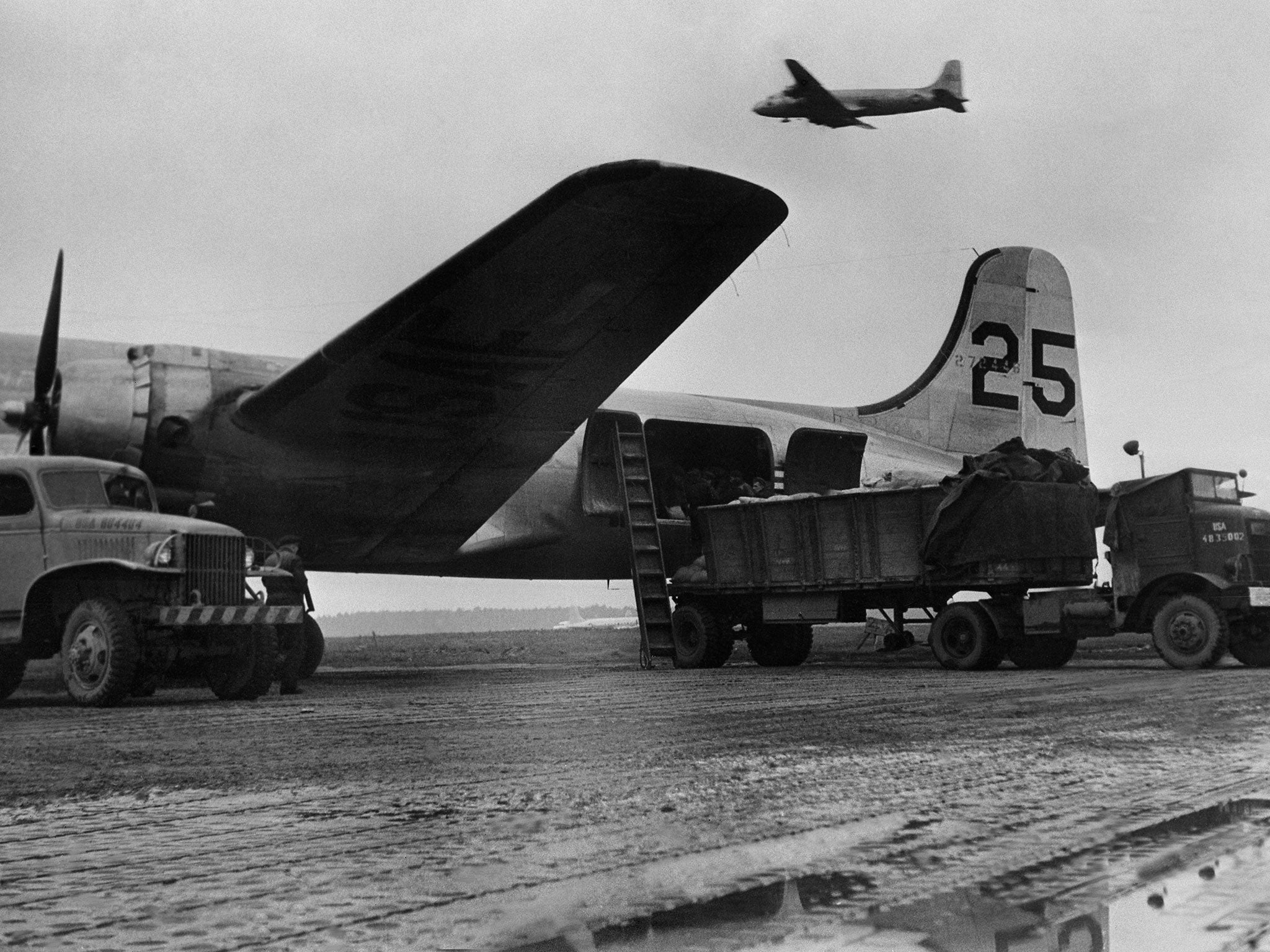 Veterans who served in the Berlin Airlift will be amongst those receiving medals