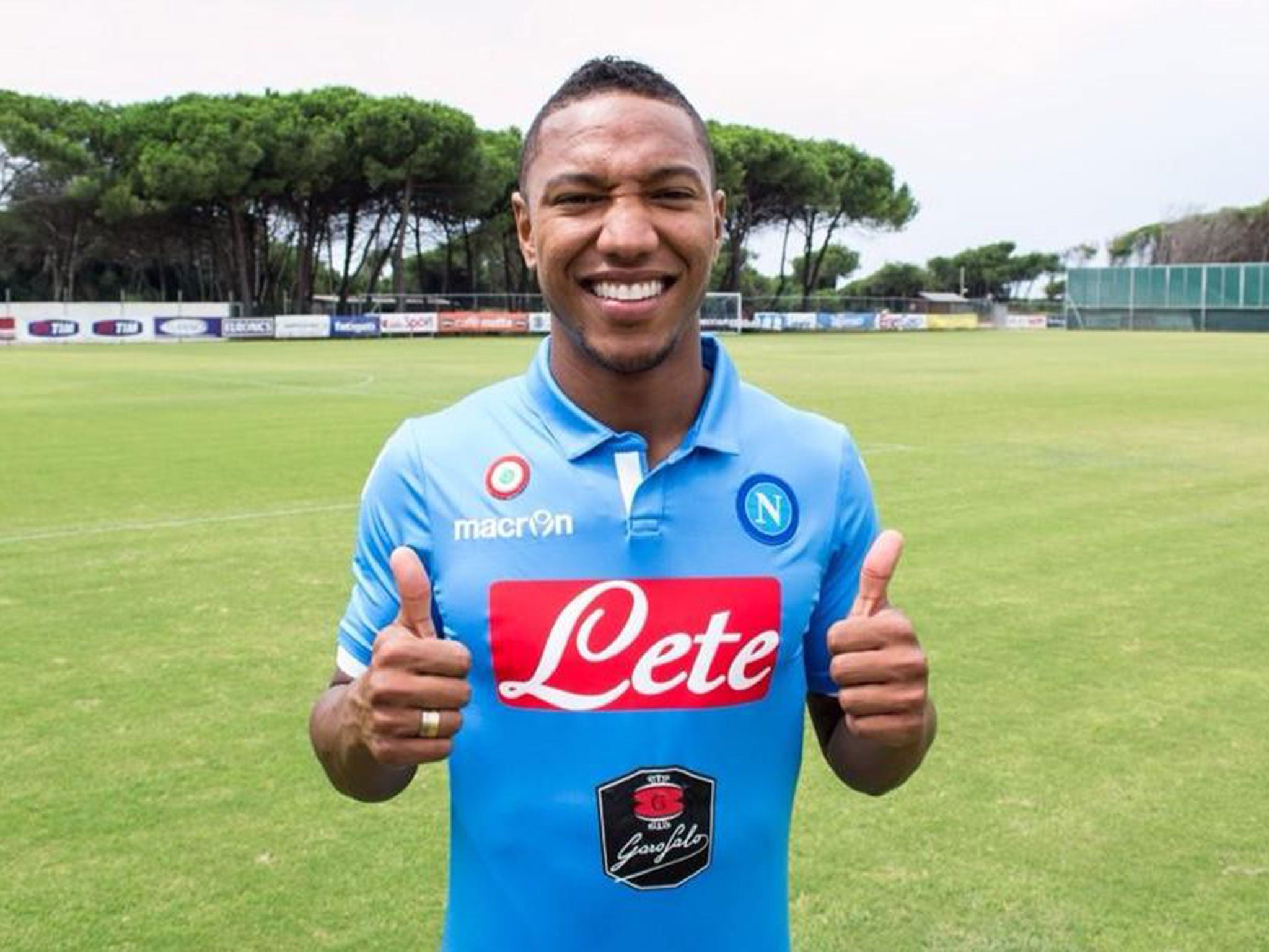 Former Swansea City loanee Jonathan De Guzman joins Napoli from Villareal