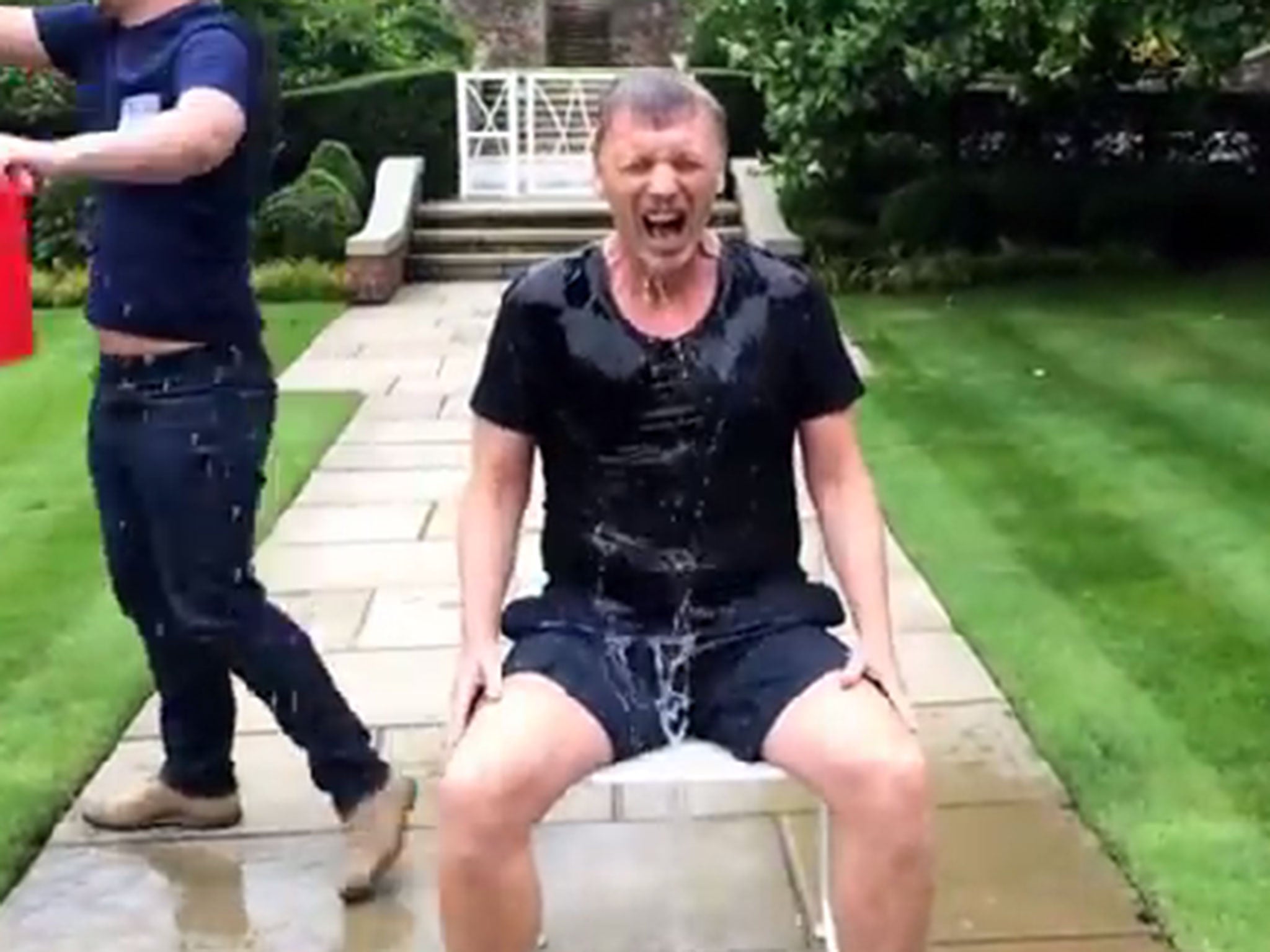 David Moyes gets soaked