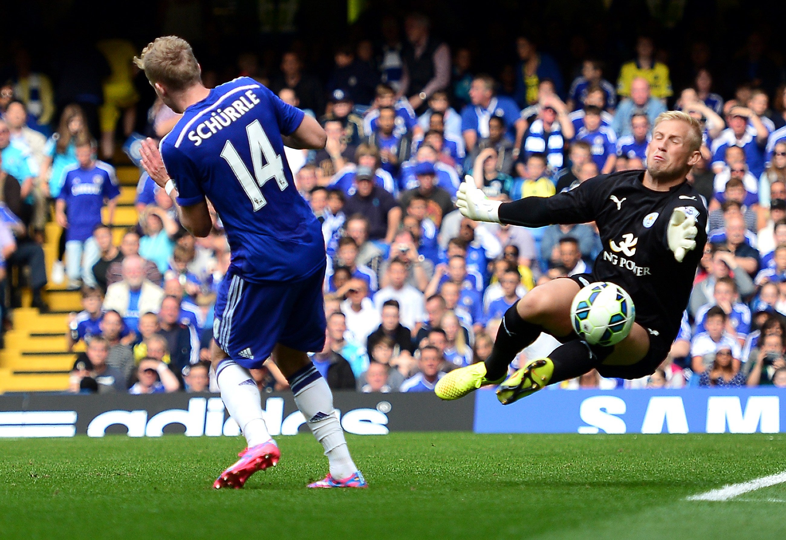 Kasper Schmeichel, the Leicester City goalkeeper, was in fine form for the Foxes as the Blues struggled to break the deadlock