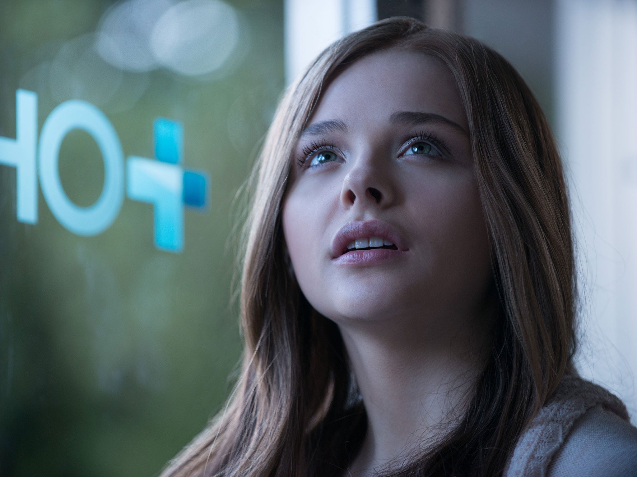 Chloë Grace Moretz and Jamie Blackley in ‘If I Stay’