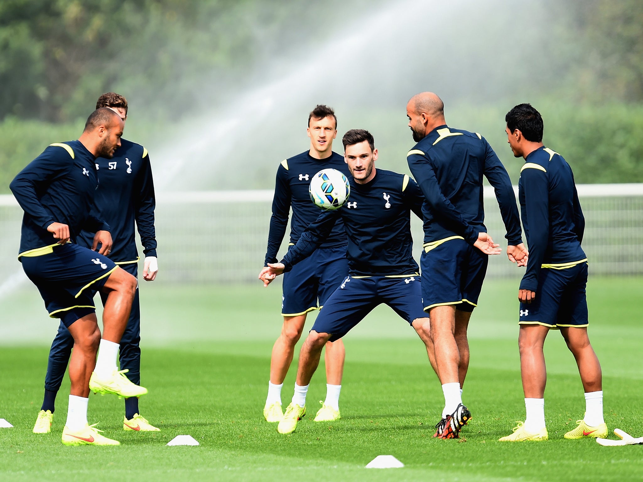 Hugo Lloris trains with his Tottenham team-mates