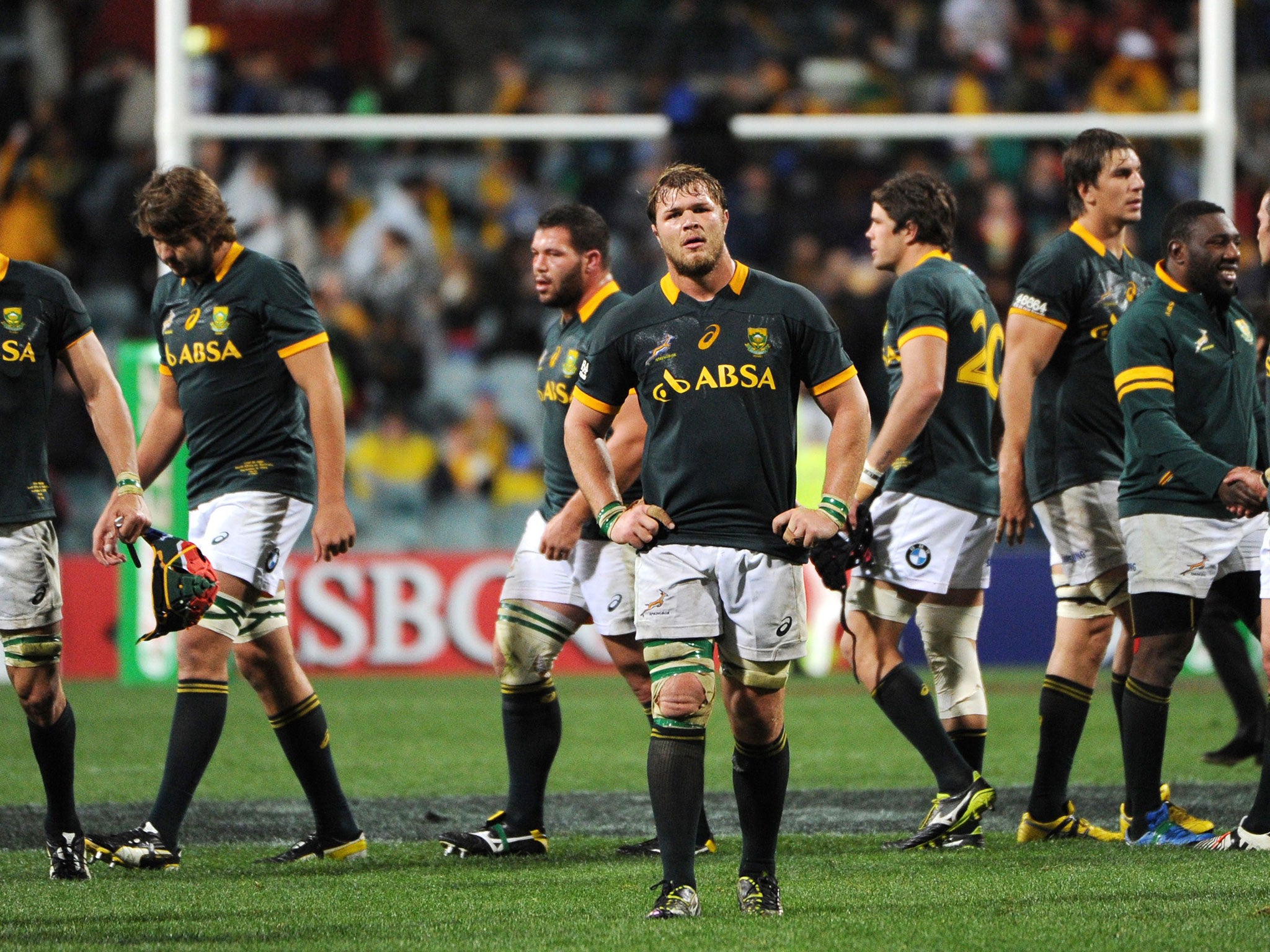 South Africa look dejected after suffering a late 24-23 defeat to Australia