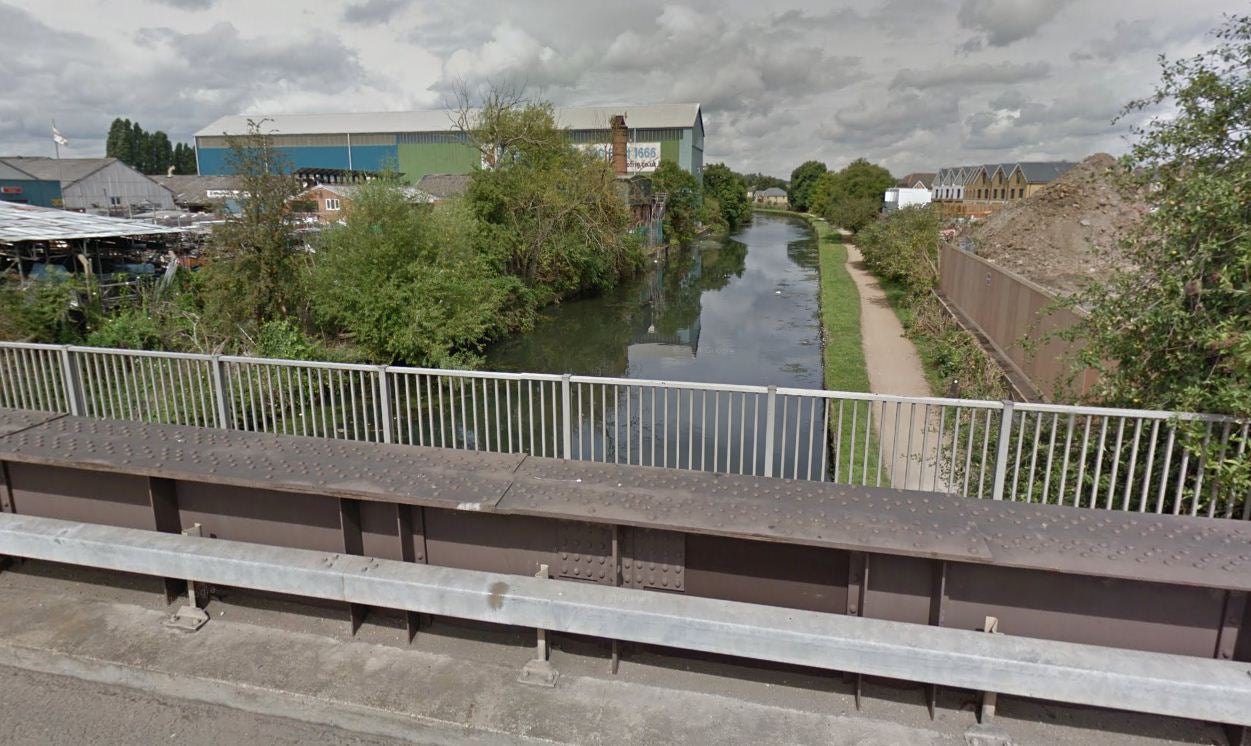 Trumpers Way Canal Bridge, which the cyclists and Alice are believed to have passed under around 4.23pm