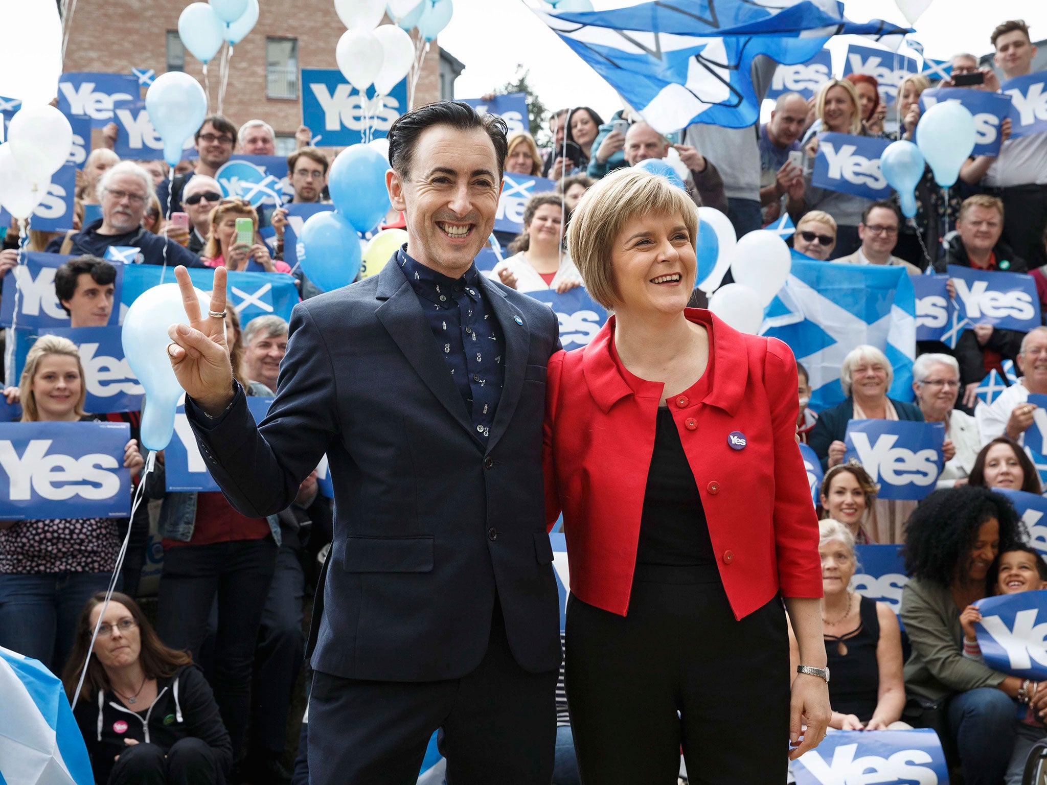 Sturgeon and actor Alan Cumming outside the Yes Kelvin campaign hub in Glasgow in the build-up to the Scottish referendum