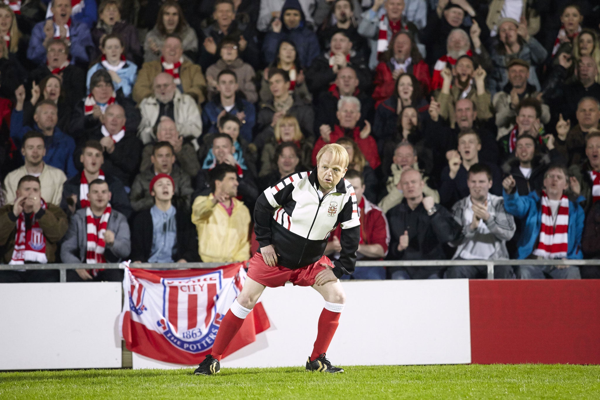 Toby Jones as Neil Baldwin in Marvellous