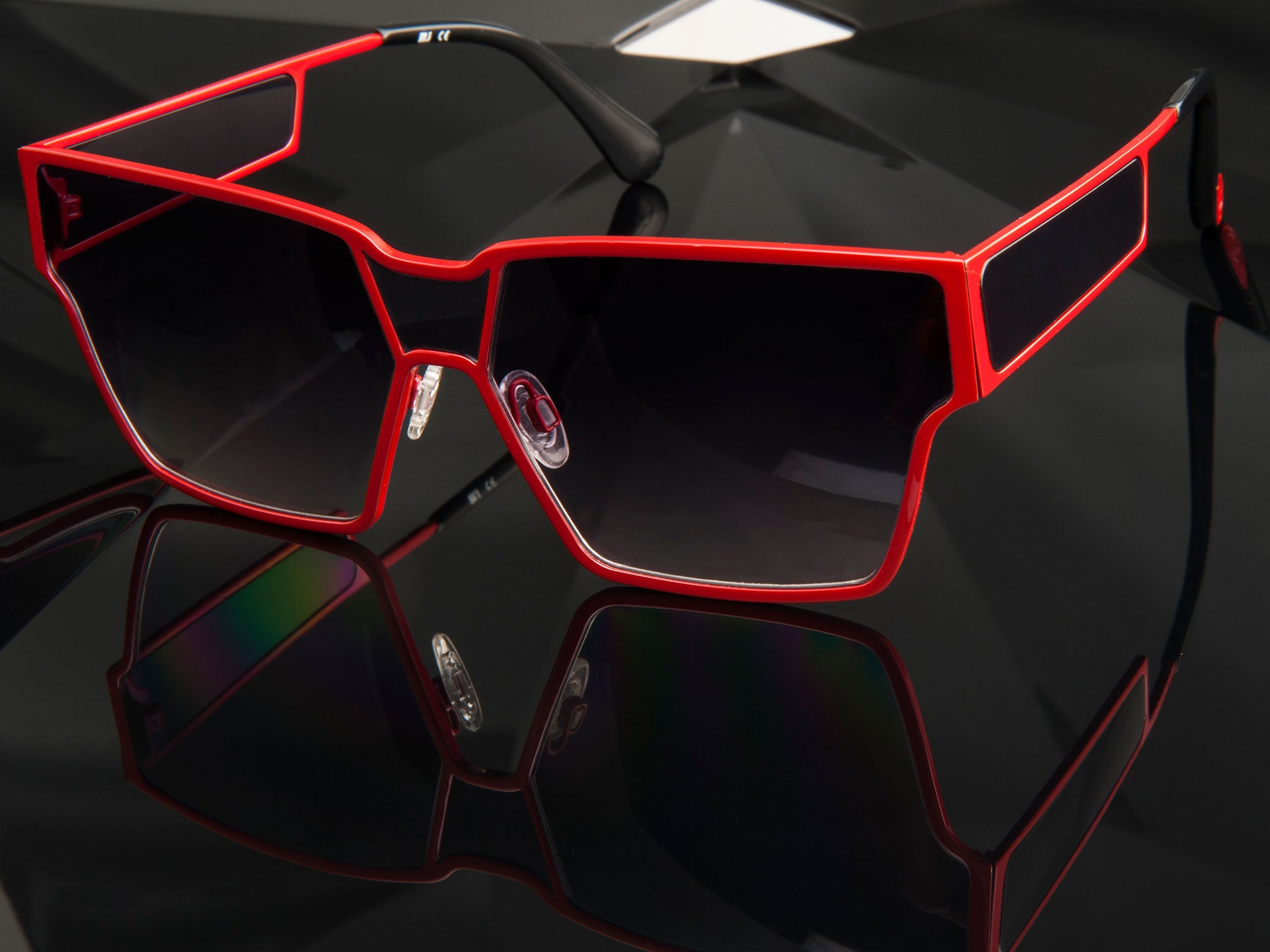 Bold sunglasses from will.i.am's new label, ill.i Optics