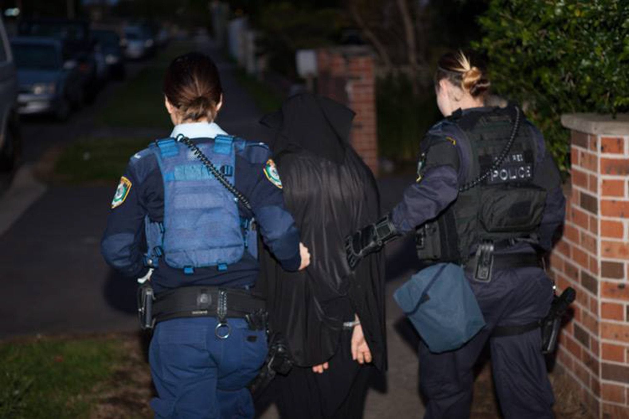 (L-R) Federal Police Acting Commissioner Andrew Colvin, New South Wales Police Commissioner Andrew Scipione and NSW Police Deputy Commissioner Catherine Burn